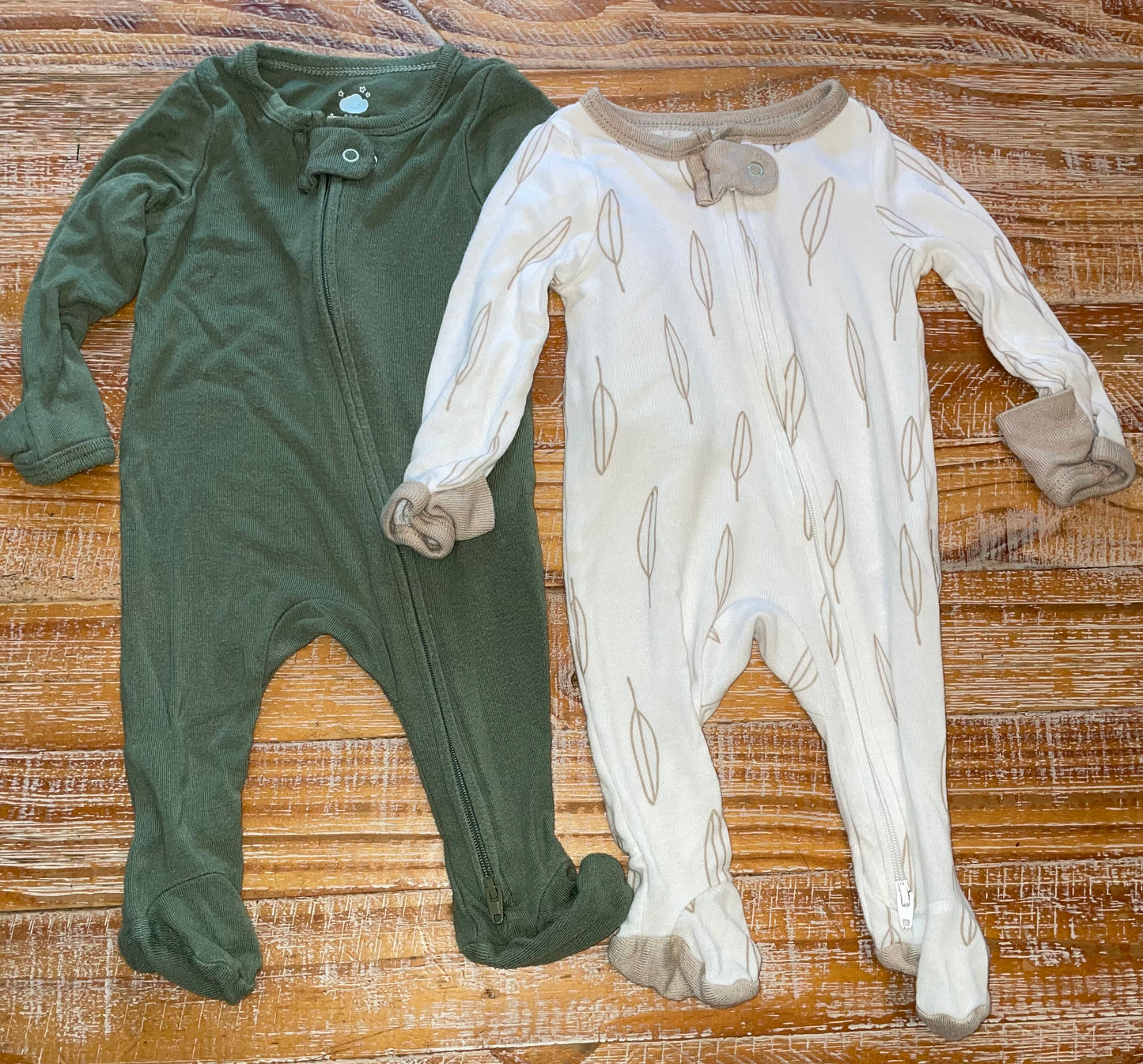 Seller #3 Cloud Island Newborn - 0 mos Gender Neutral Bamboo Zip up Sleepers (two)