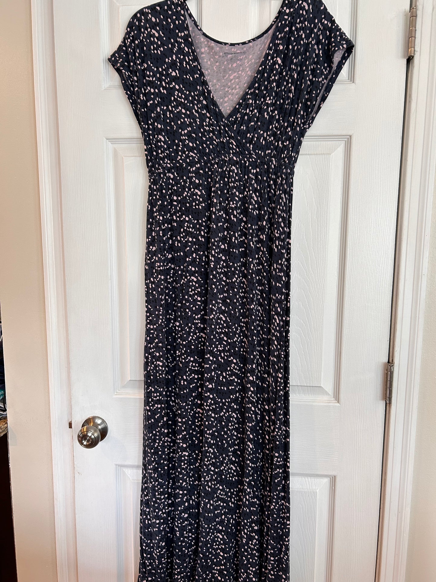 Seller #36 Short Sleeve Blue Maternity Dress Size M