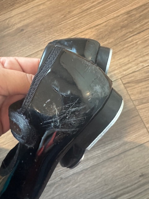 Seller #22 - Danskin velcro patent tap shoes - size 10 - GUC
