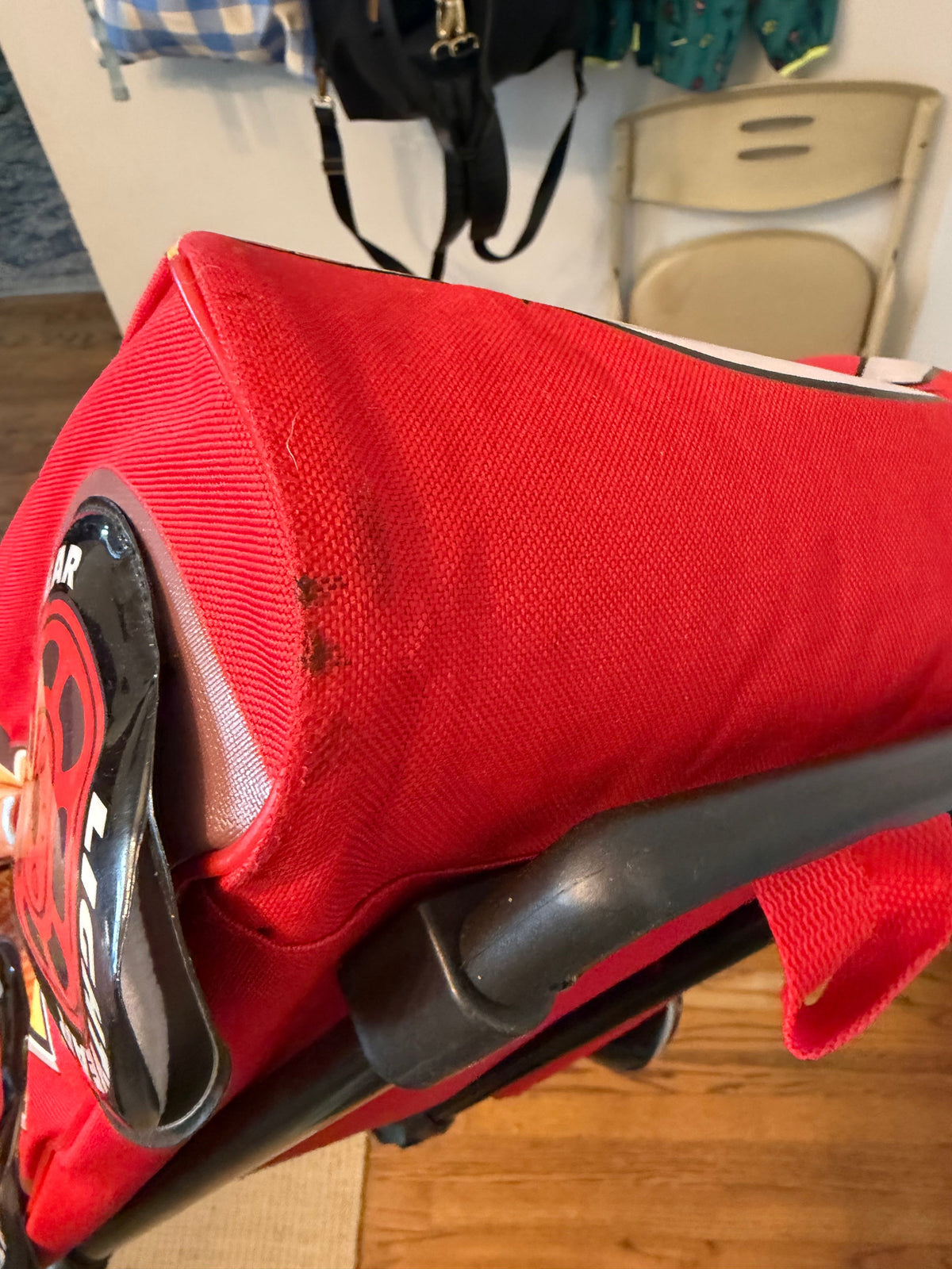 Seller #65 lightning McQueen roller suitcase