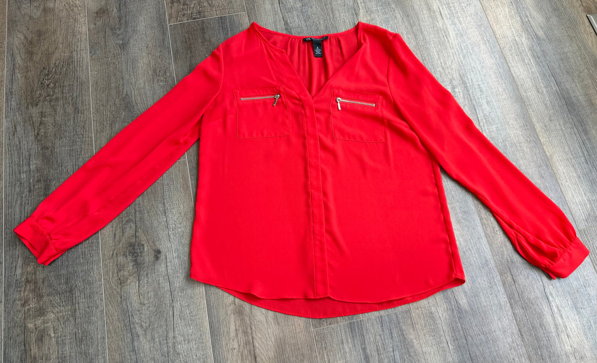 Seller 183- INC women’s size 8 shirt