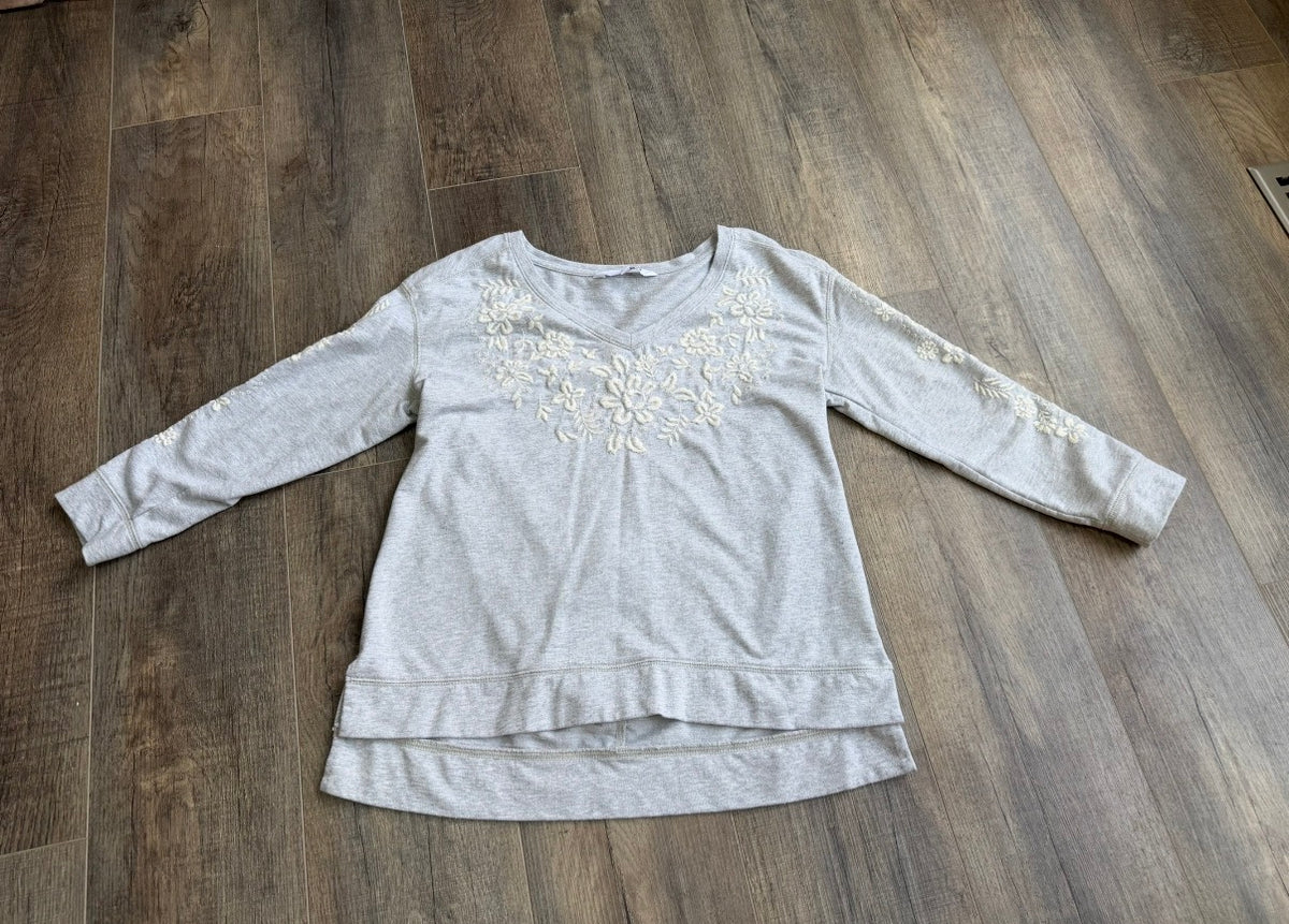 Seller 183- Sonoma women’s size medium 3/4 sleeve shirt