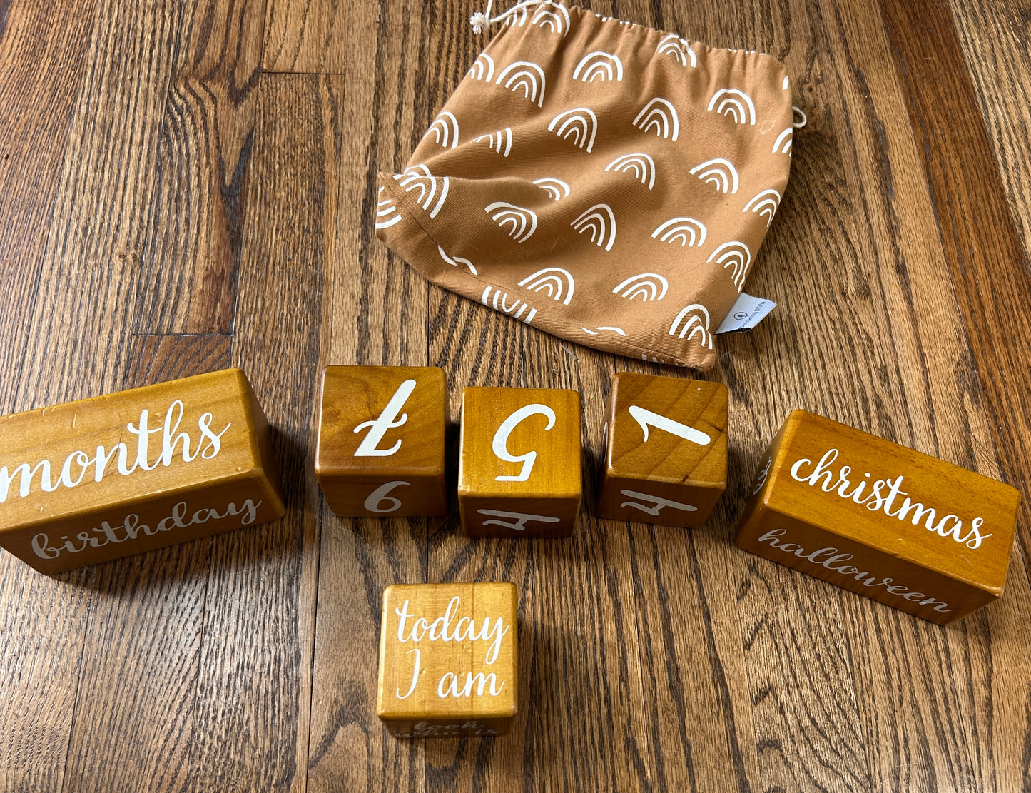 #34 wooden milestone blocks
