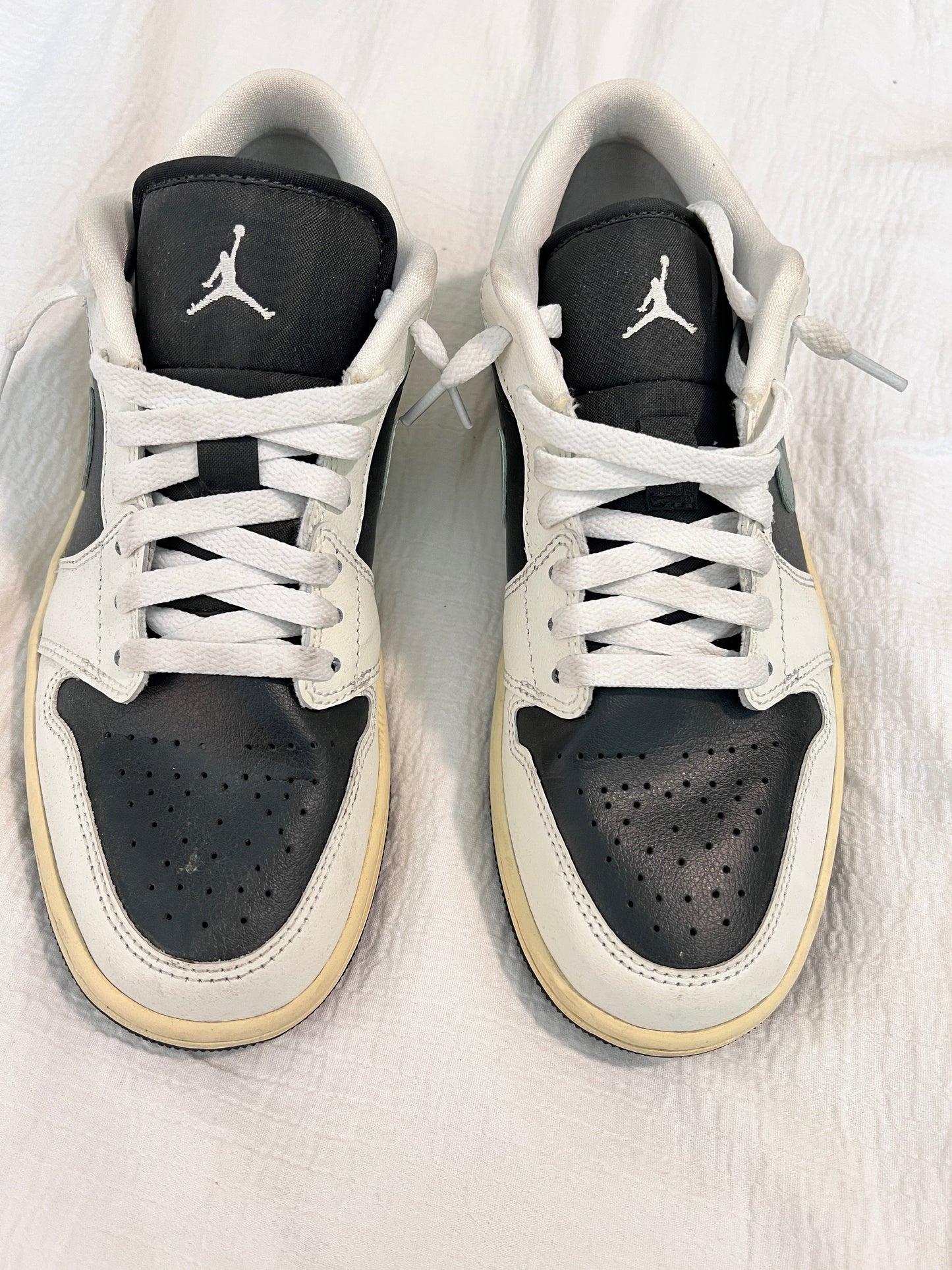 #176 - Nike Air Jordan 1 Low 'Jade Smoke' | 7.5 Men or 9 Women