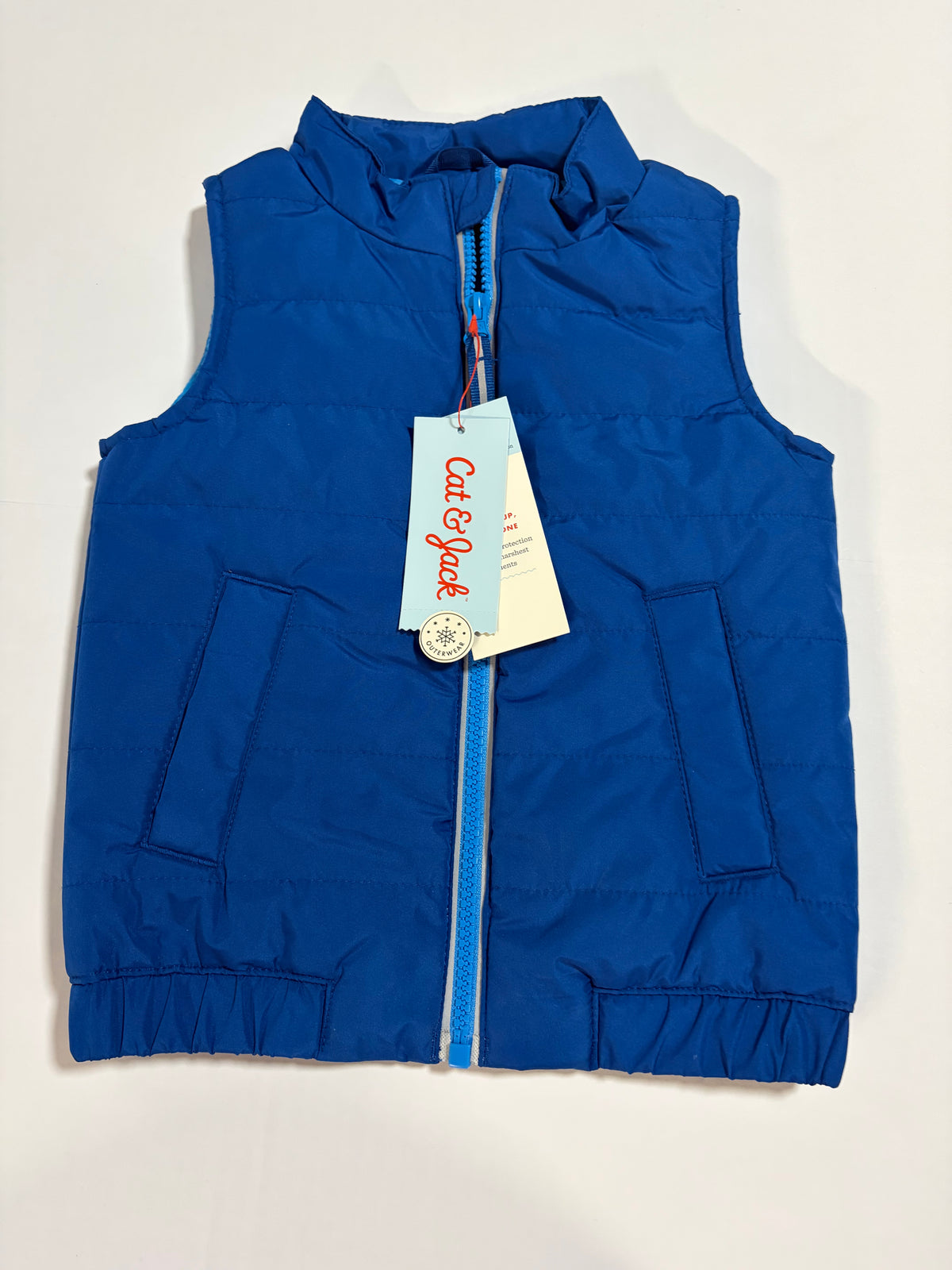 #27 Boys 2T Cat and Jack vest NWT
