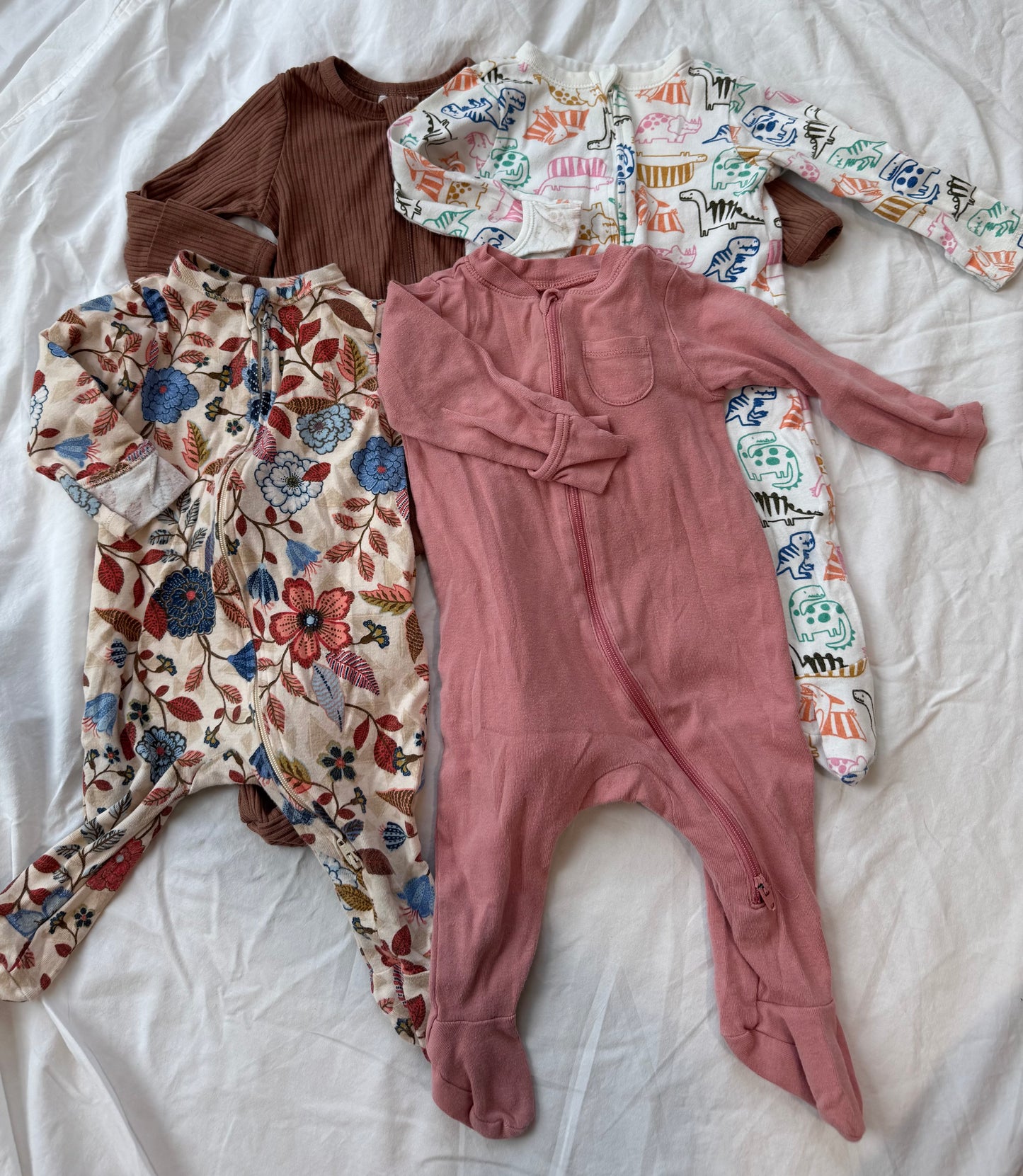 #113 Girls 3-6 sleeper bundle variety of brands