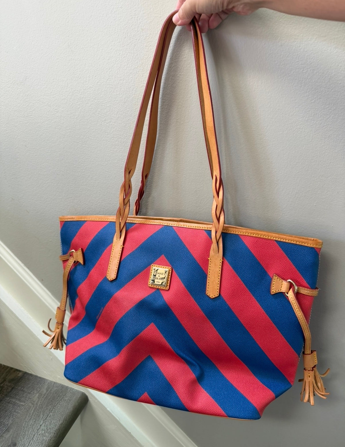 Seller 183- Dooney and Bourke purse