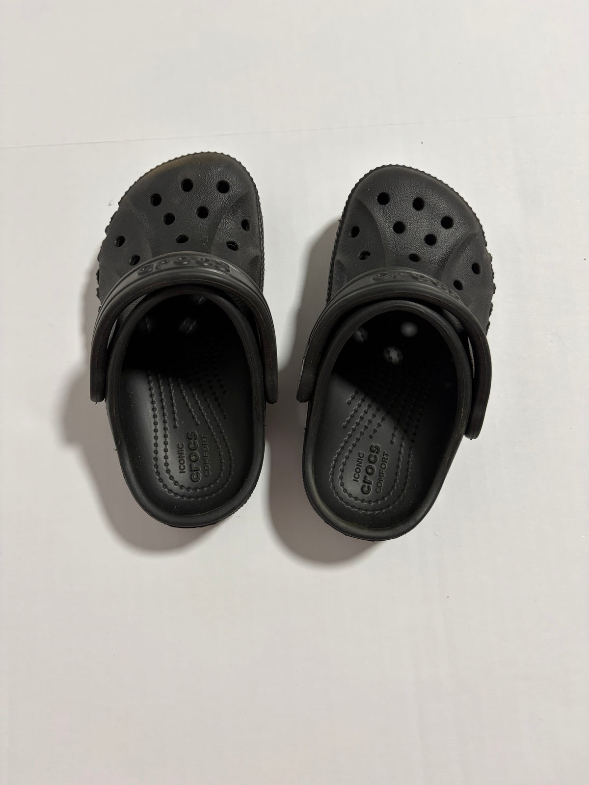 #27 Black Crocs size 8
