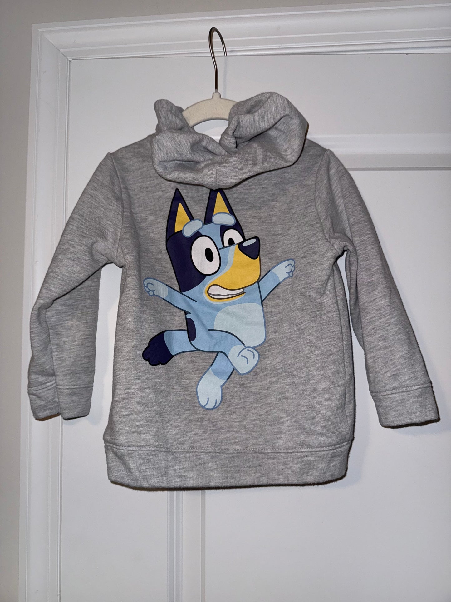 #106: 4T Gray Bluey Hoodie (Front & Back) *REDUCED*