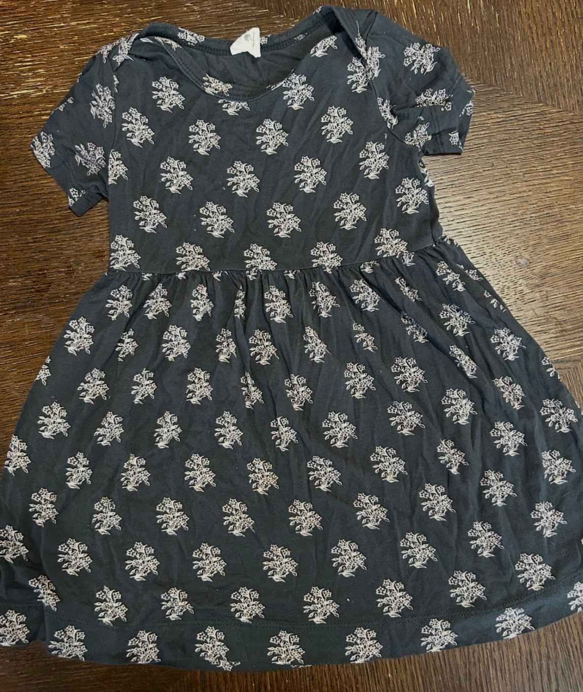 #34 girls 18-24 months Kate Quinn dress