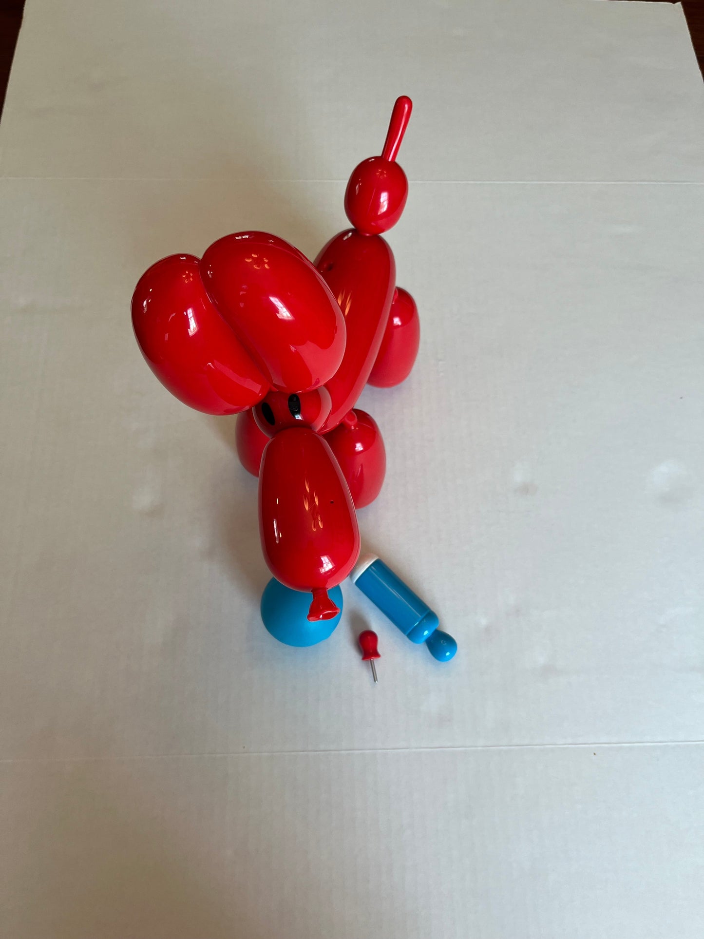 Seller 148 VGUC Squeekee balloon dog toy REDUCED!
