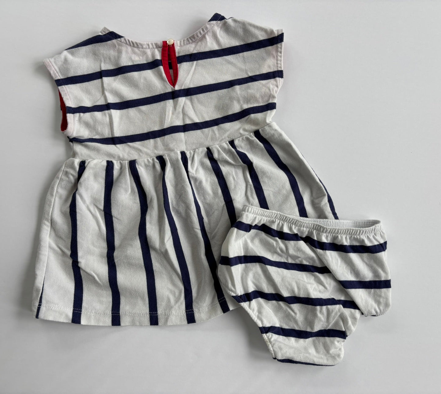 #84 REDUCED Vineyard Vines Target White Blue and Red Striped Dress Girls Size 3-6 months