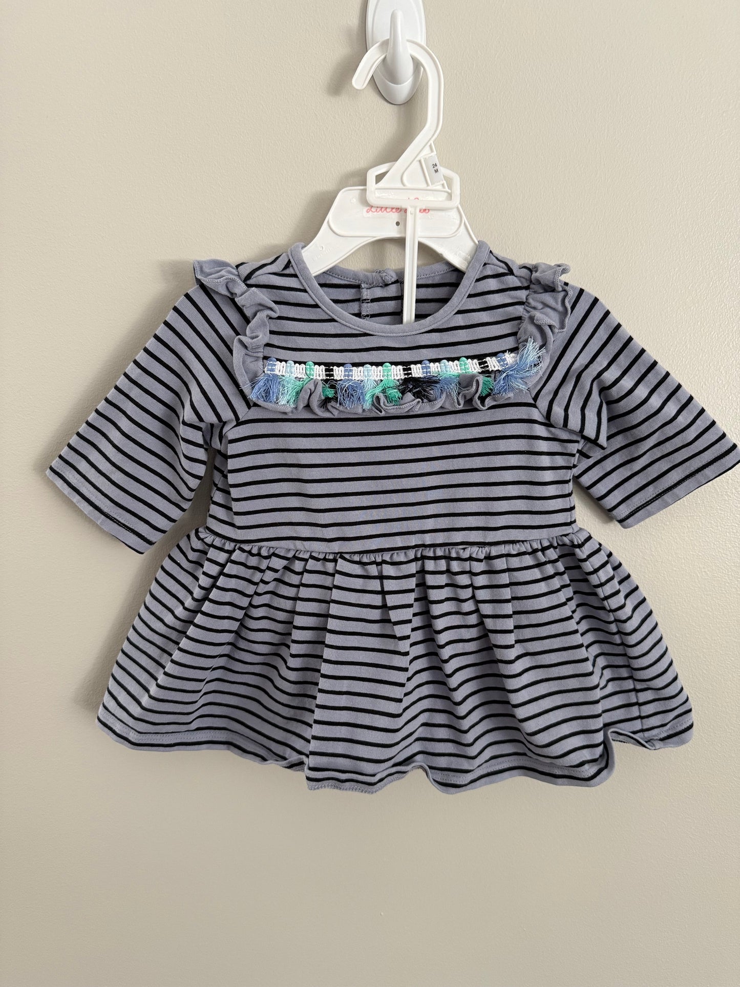 #173-NWOT 6-9m baby girl dress