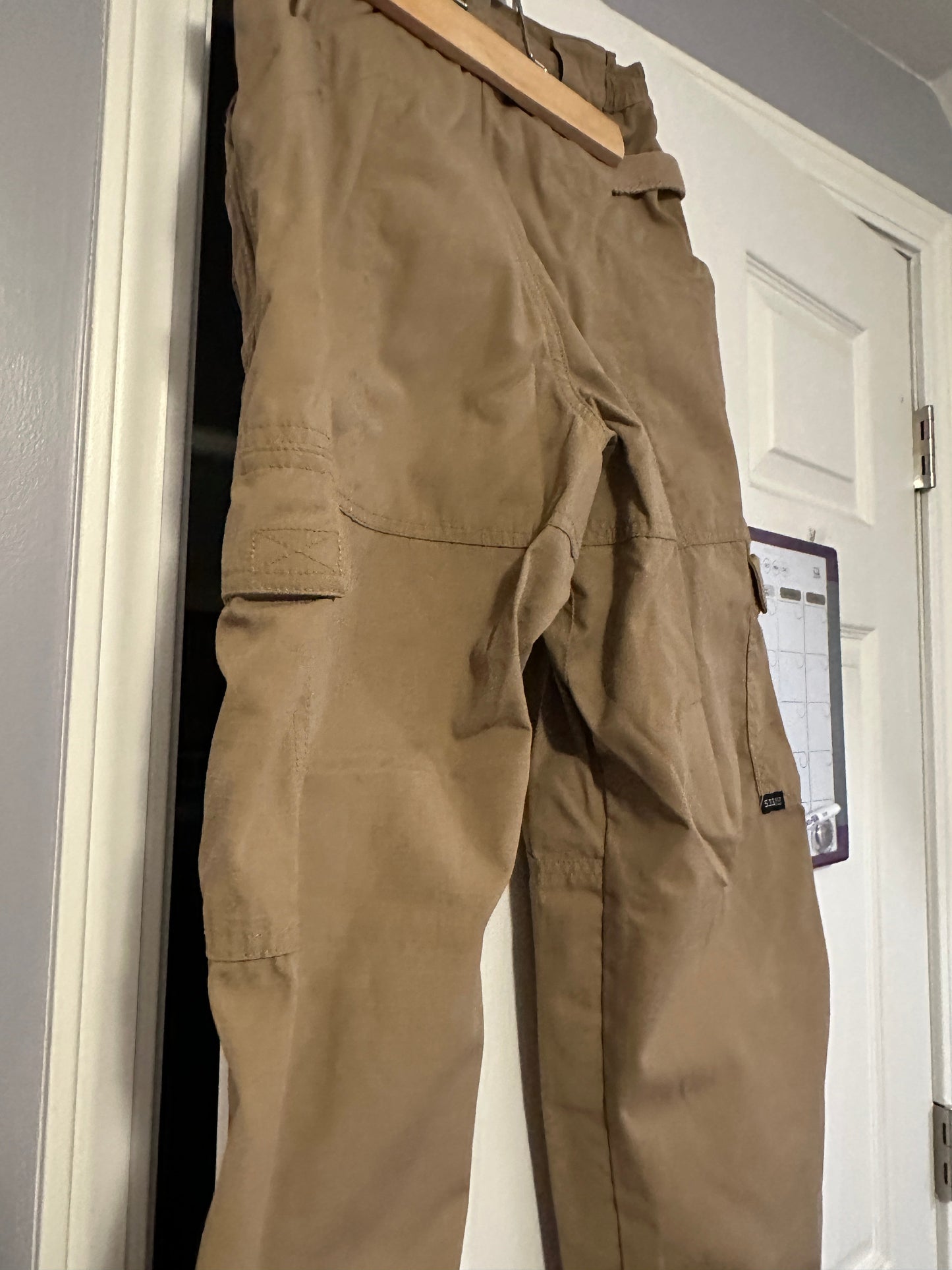 #214 Men's 5-11 Tactical Khaki Pants030x32