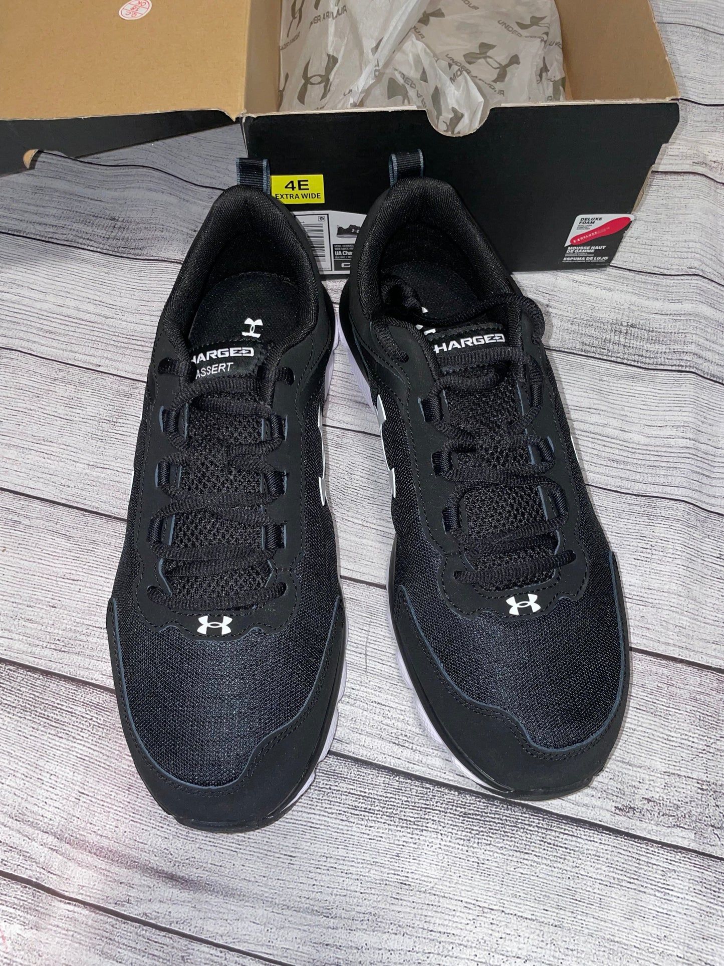 Seller #171 *REDUCED* Under Armour Size 12 Men’s NEW running shoes