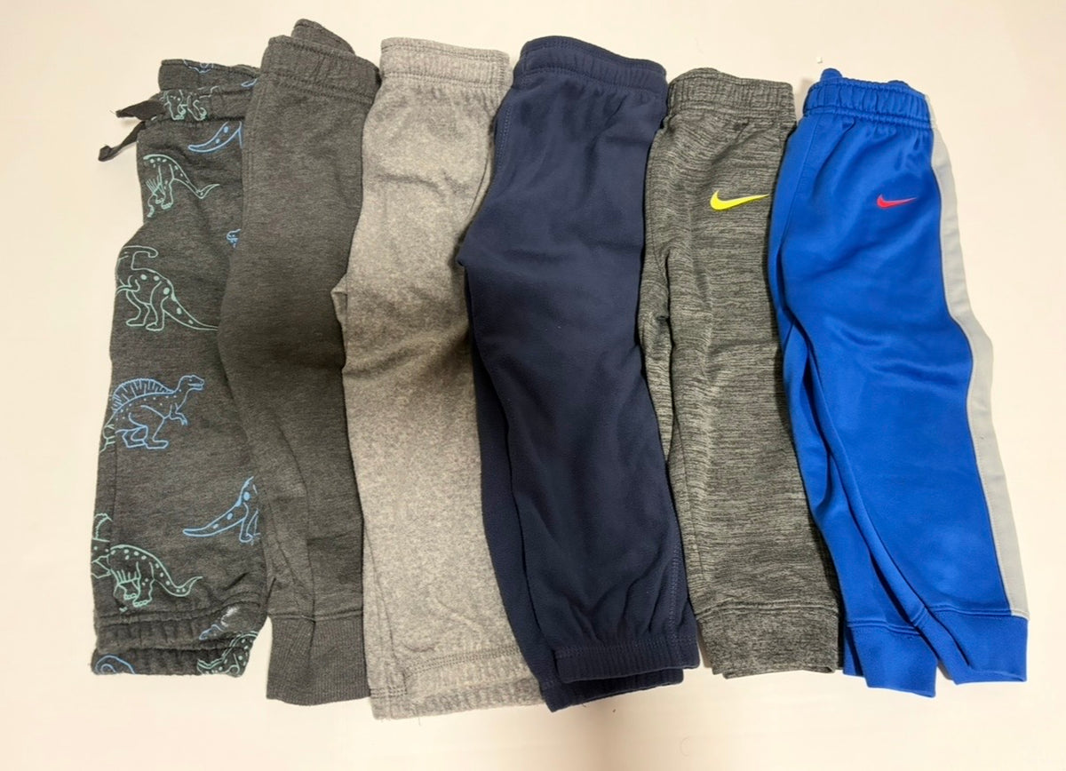 #27 Boys 24m sweatpants lot (6 pairs)