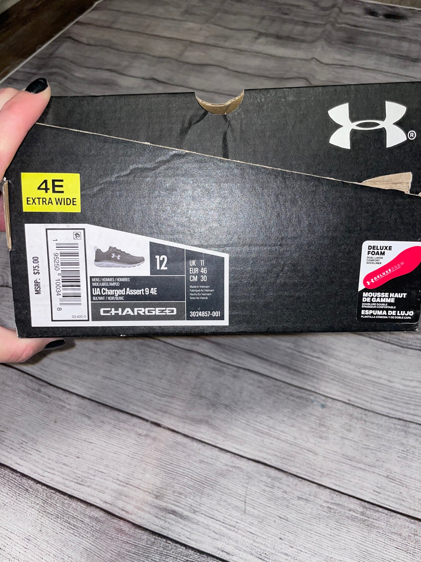 Seller #171 *REDUCED* Under Armour Size 12 Men’s NEW running shoes