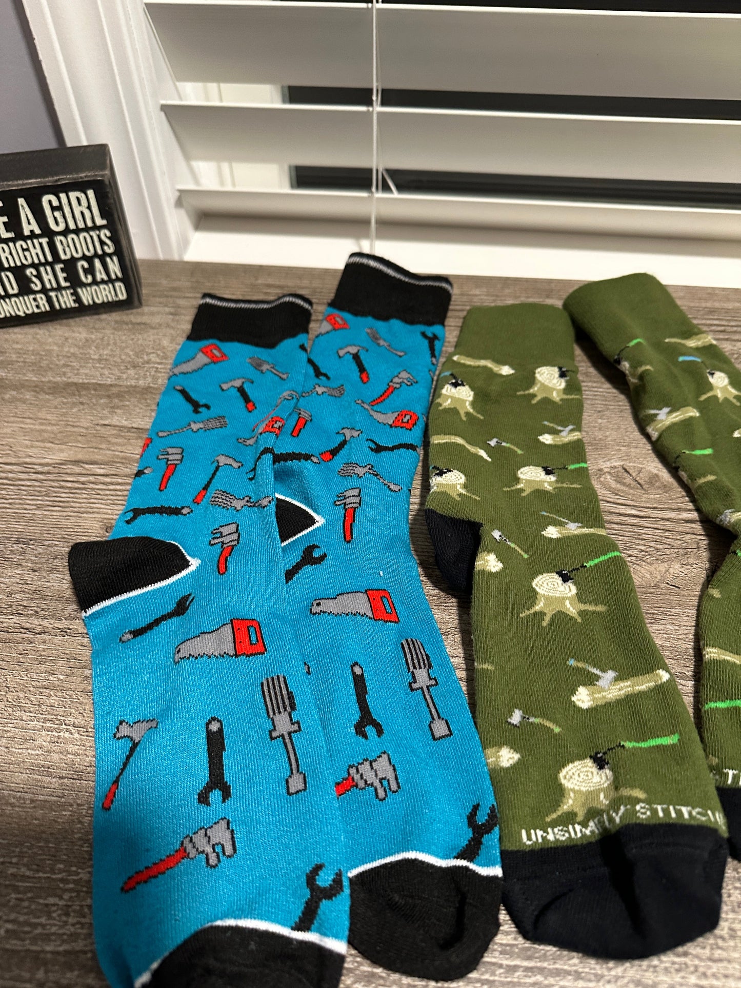 #214 Lot of Men's Socks