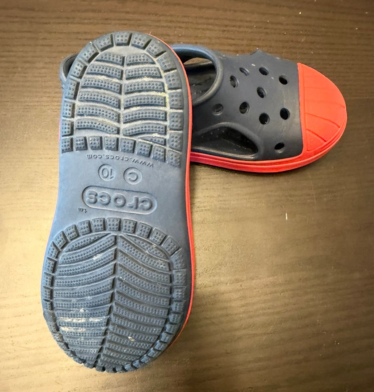 Seller #65 c10 navy crocs