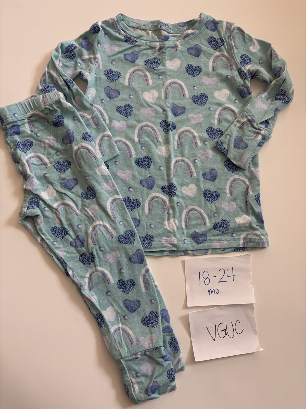 #138 - 18-24 Mo VGUC Bamboo (Lev Baby) Blue Hearts/Rainbows PJs