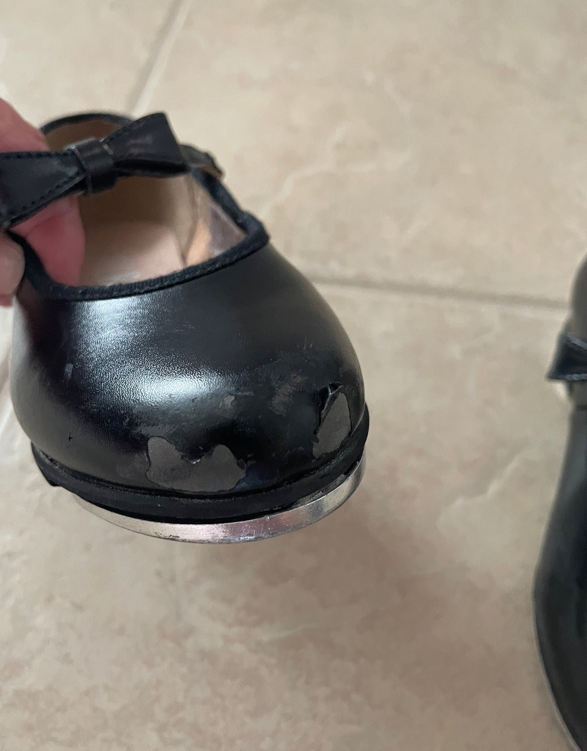 Seller 183- Bloch size 11 girls tap shoes