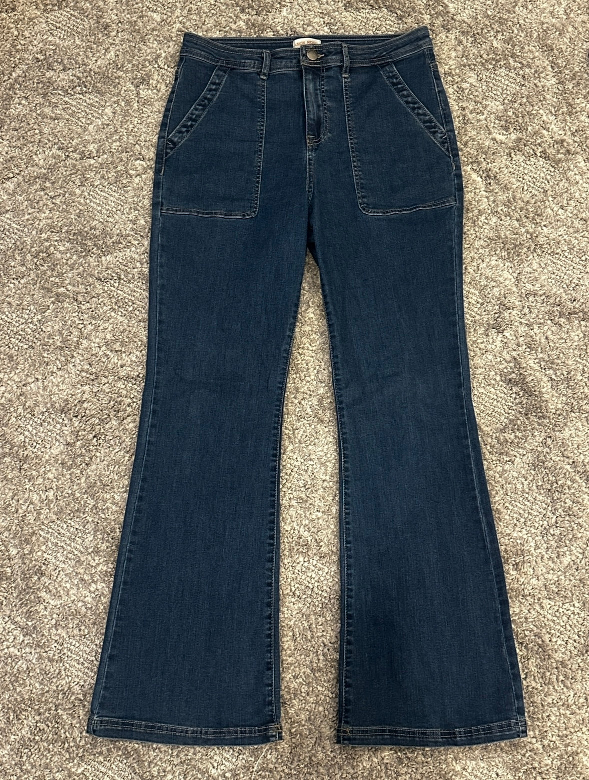#16 - Knox Rose Flare - Women's 12