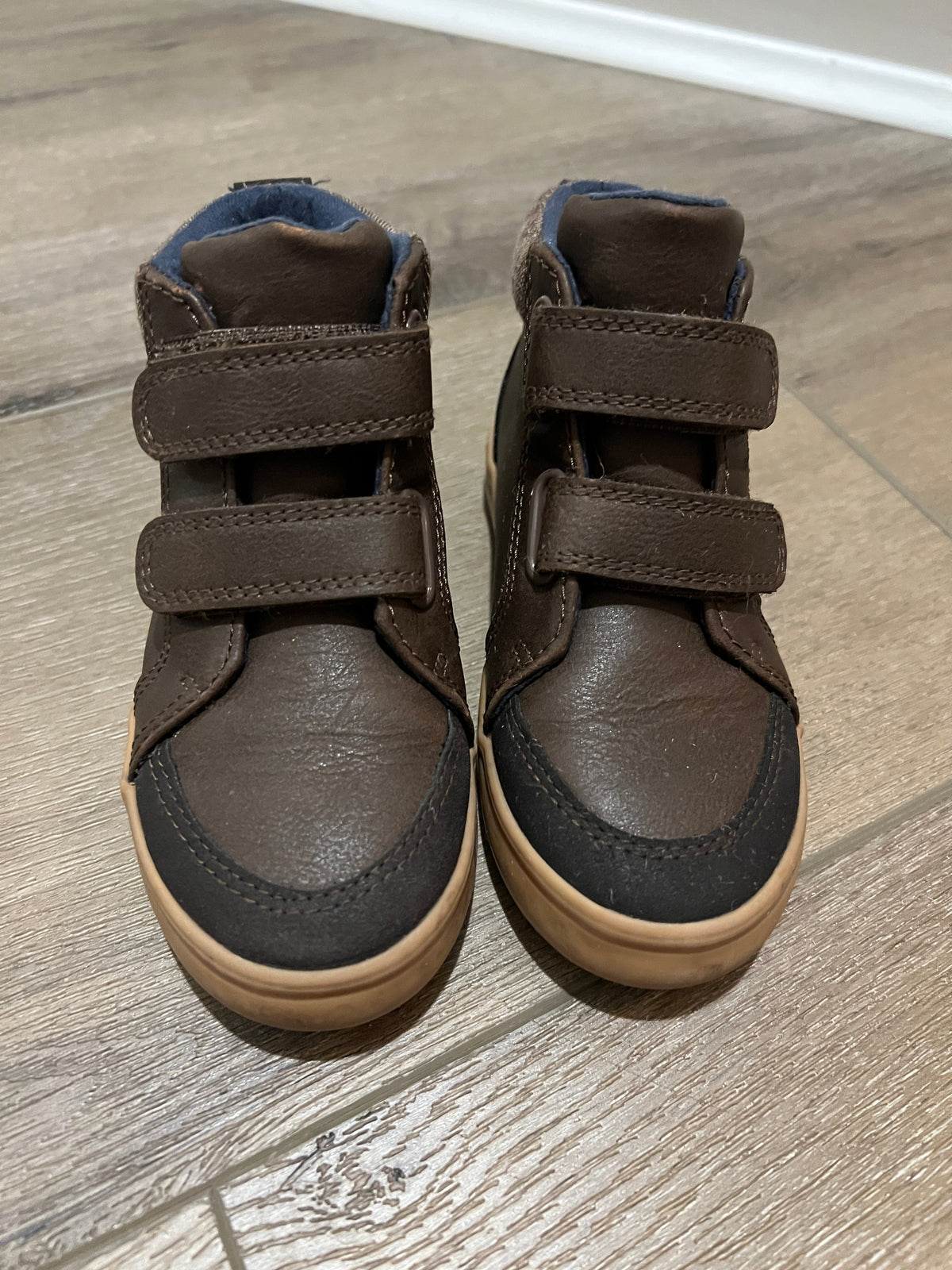 #90 Boys Cat + Jack boots, size 9