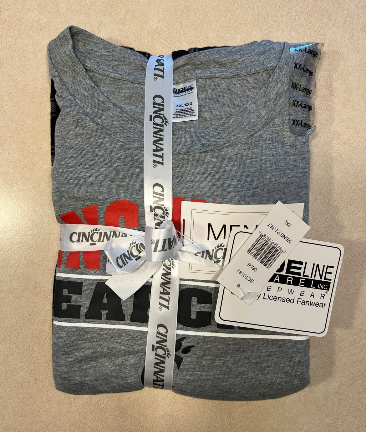 #143 UC Men's Pajama Set XXL NWT - REDUCED