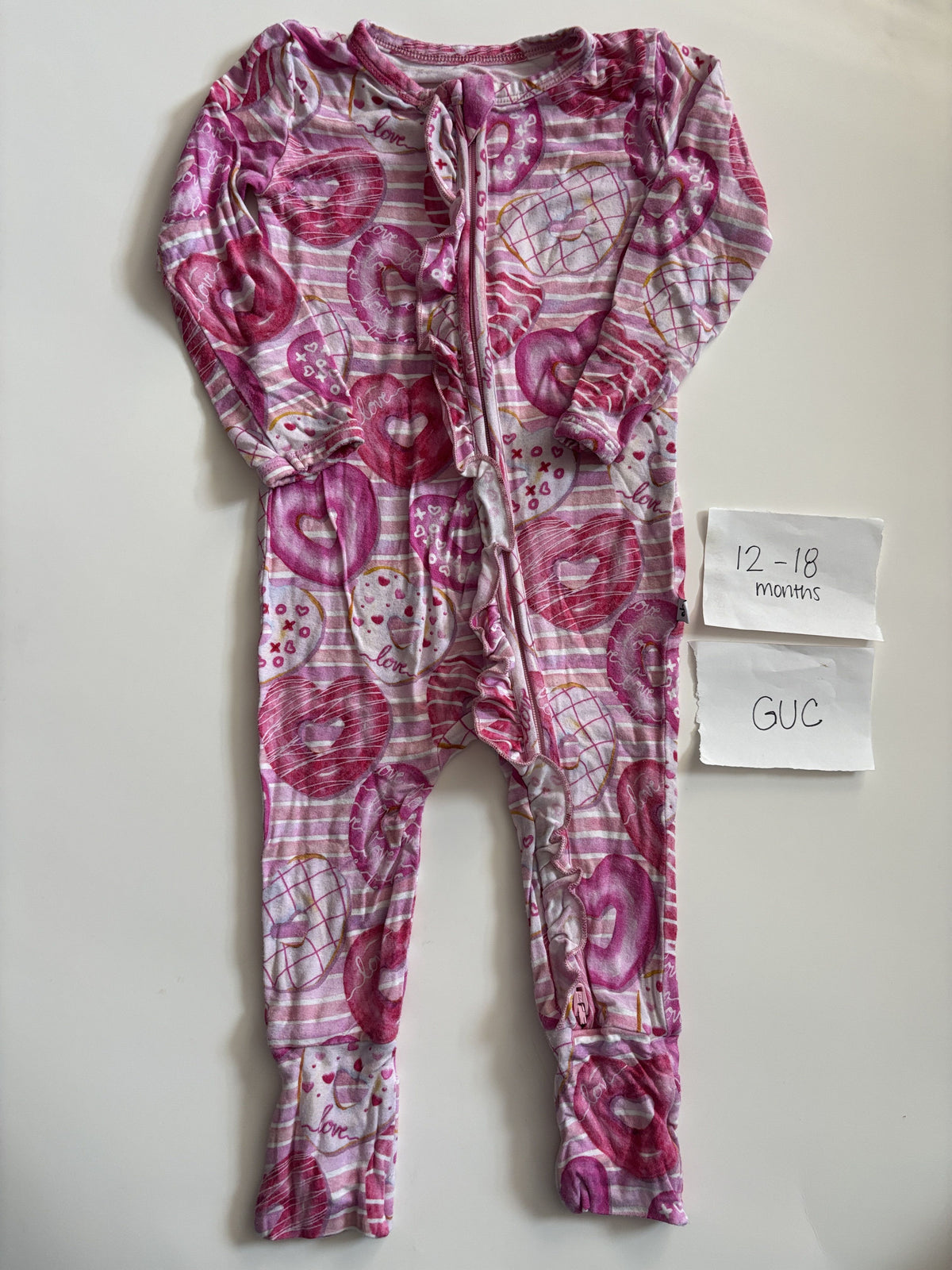 #138 - 12-18 Mo GUC Bamboo (birdie bean) pink heart donuts zippy