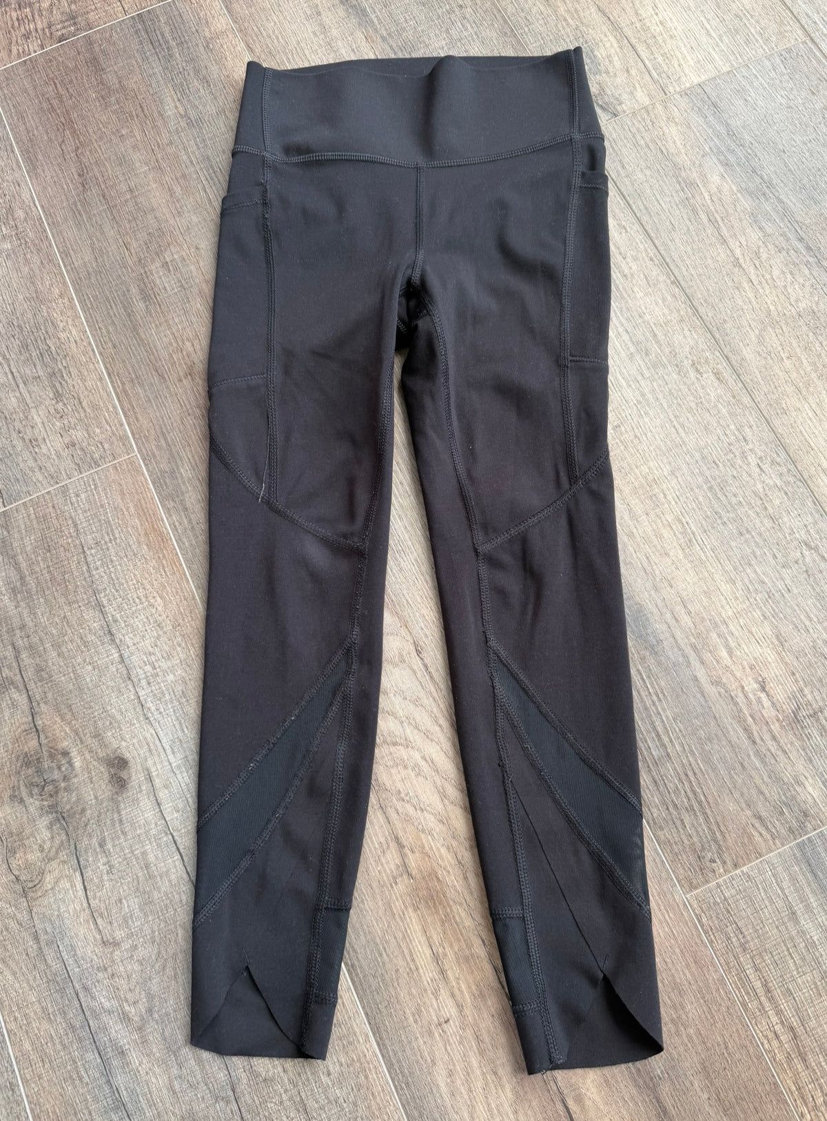 Seller 183- Girls All In Motion size 6/6x leggings