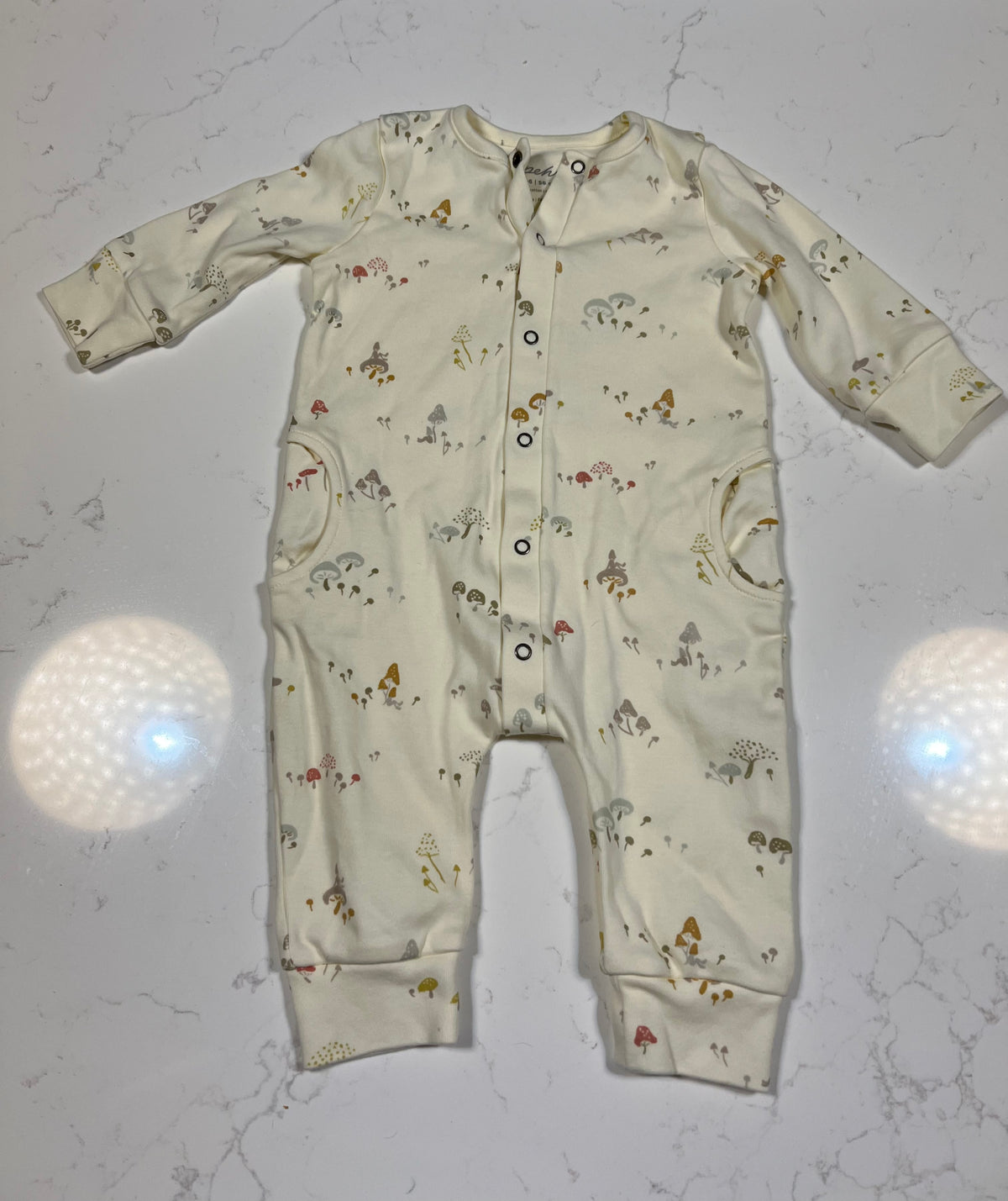 #157 NWOT Pehr button onesie, Gender Neutral 3-6M