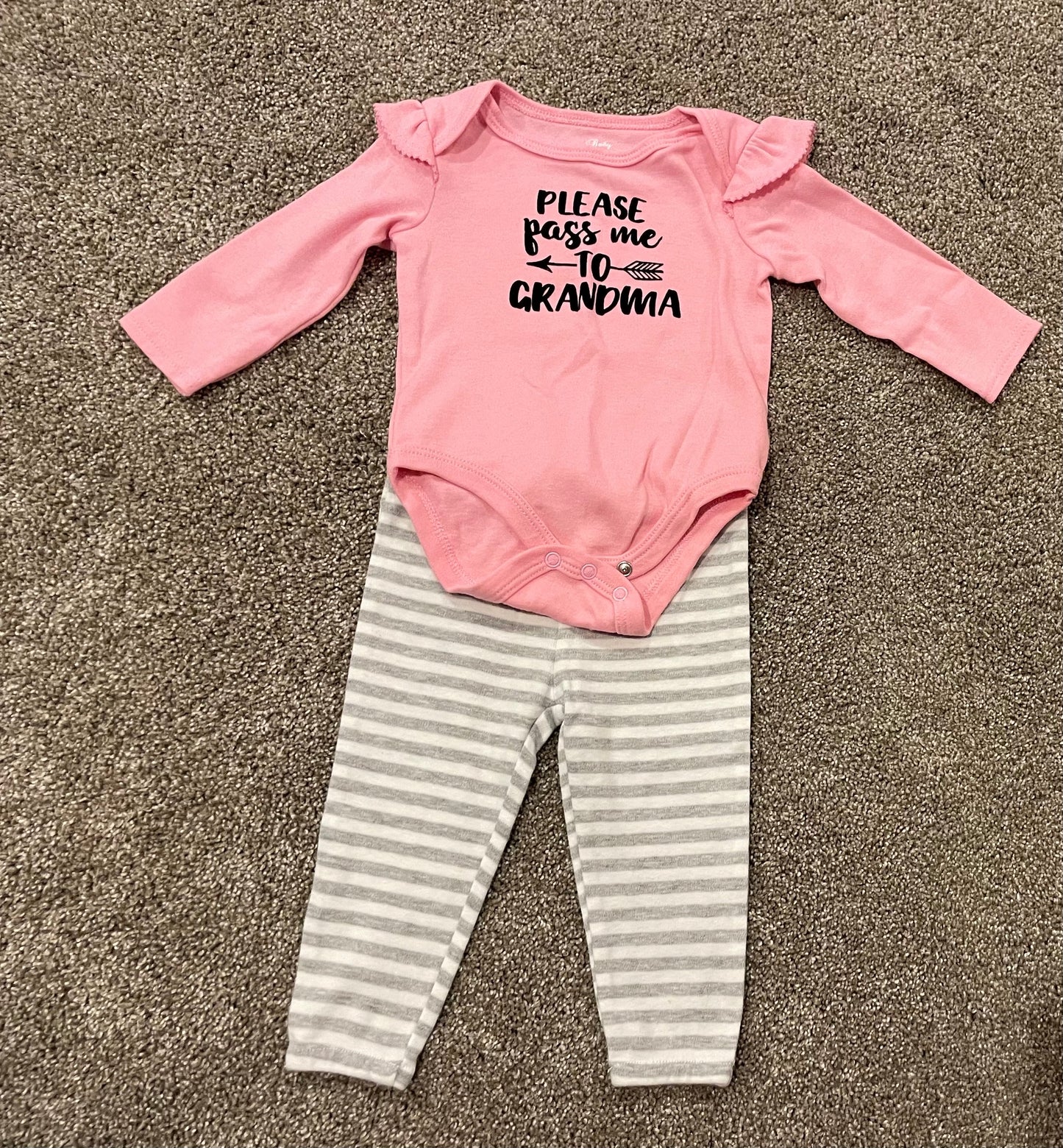 Seller 129- 9 month baby girl outfit