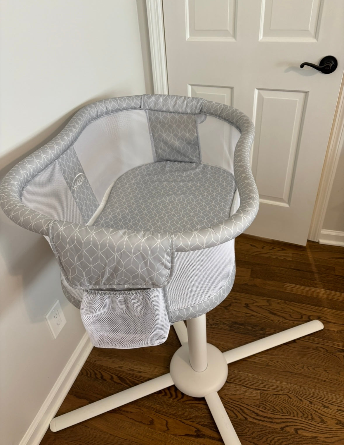 Seller #195 - *REDUCED* Halo Bassinet Swivel Sleeper in Indigo Mist with Extra Sheets