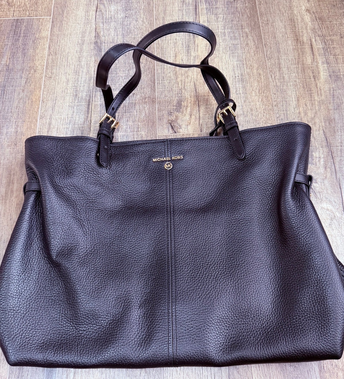 Seller 183- Michael Kors purse