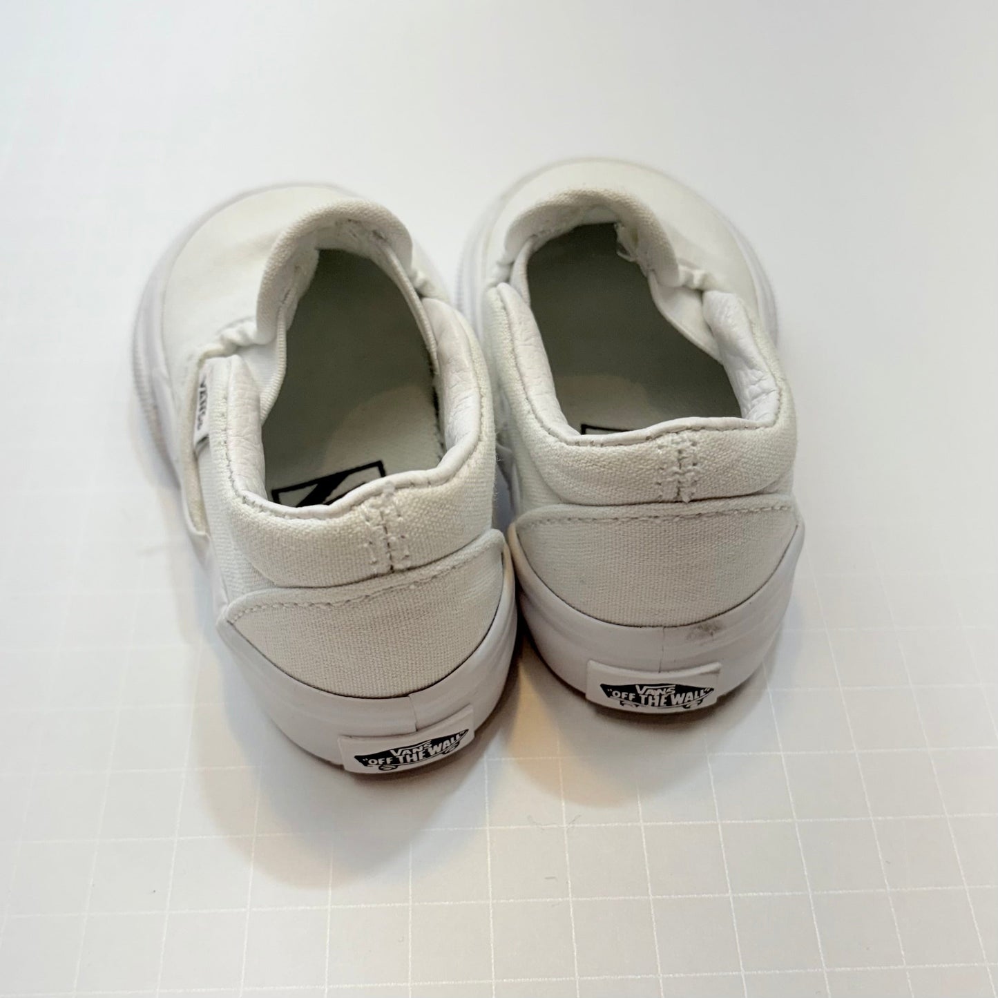 Seller 189 Gender Neutral Baby Size 4 Vans Slip-On Skate Shoes EUC