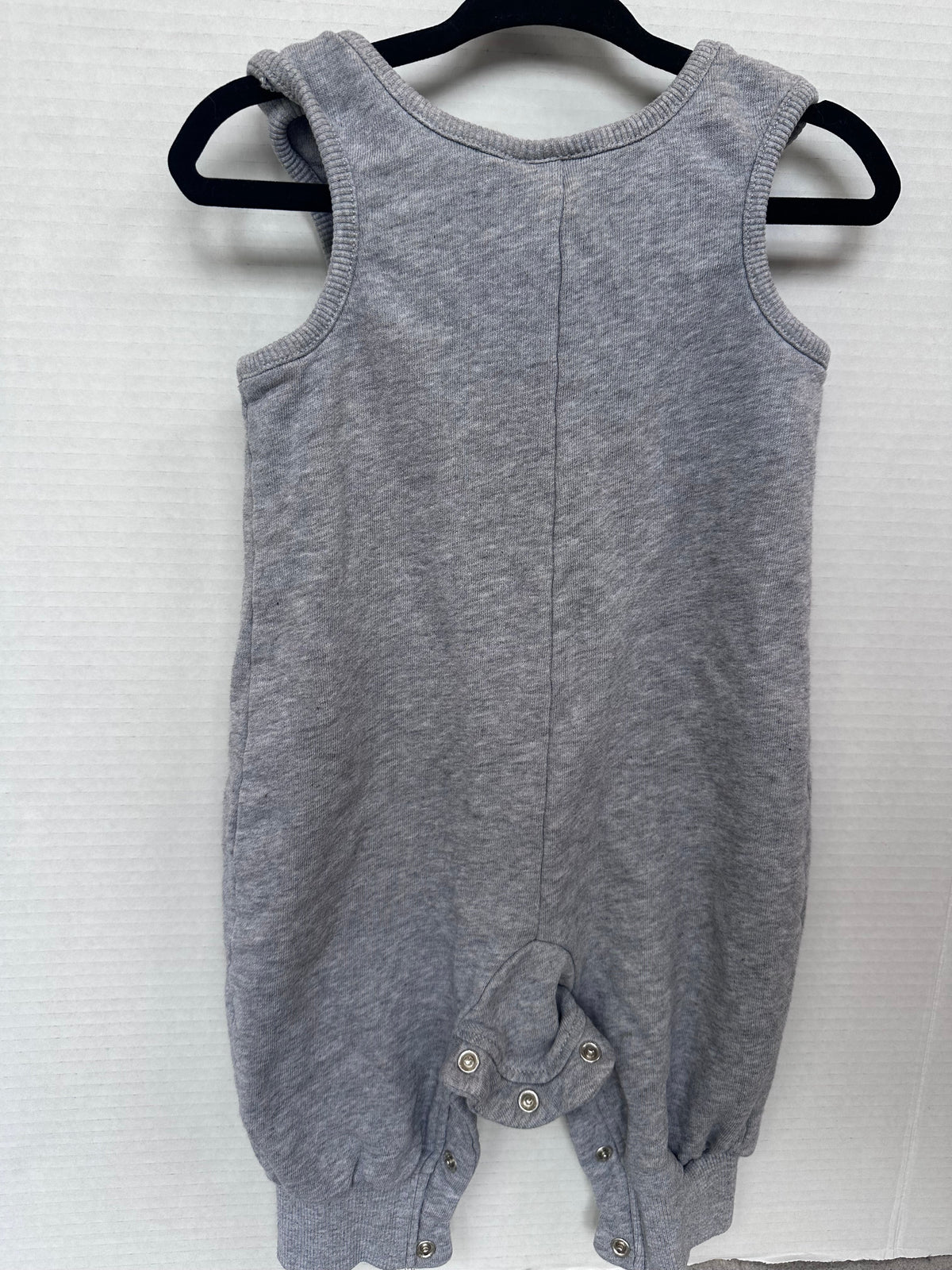 #146 Hanna Andersson Gray Romper Gender Neutral 12M