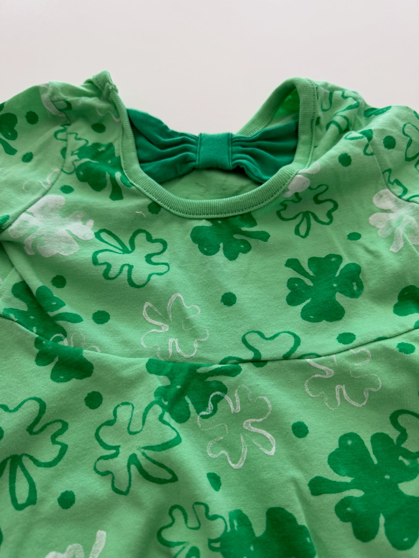 #117, Girls 2T, Green Shamrock print dress, VGUC