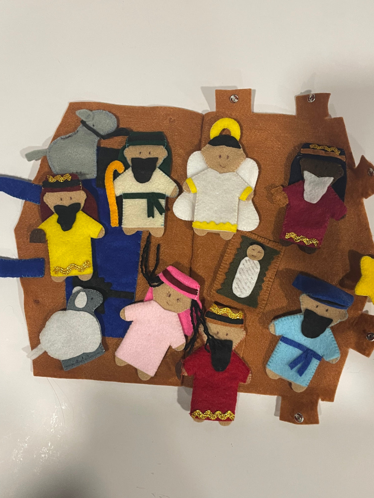 #83 Manger felt toy