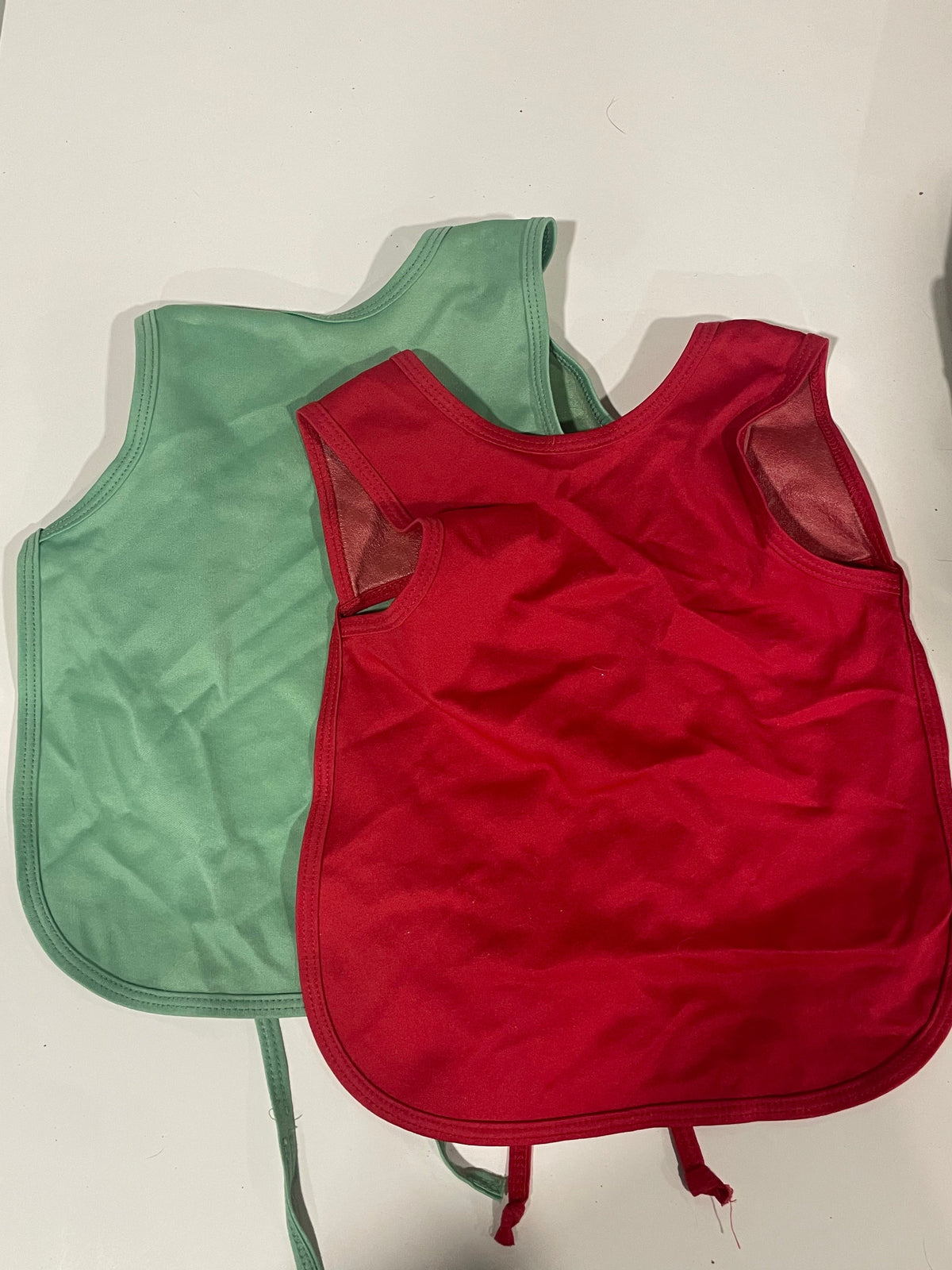 #83 Two Bibs