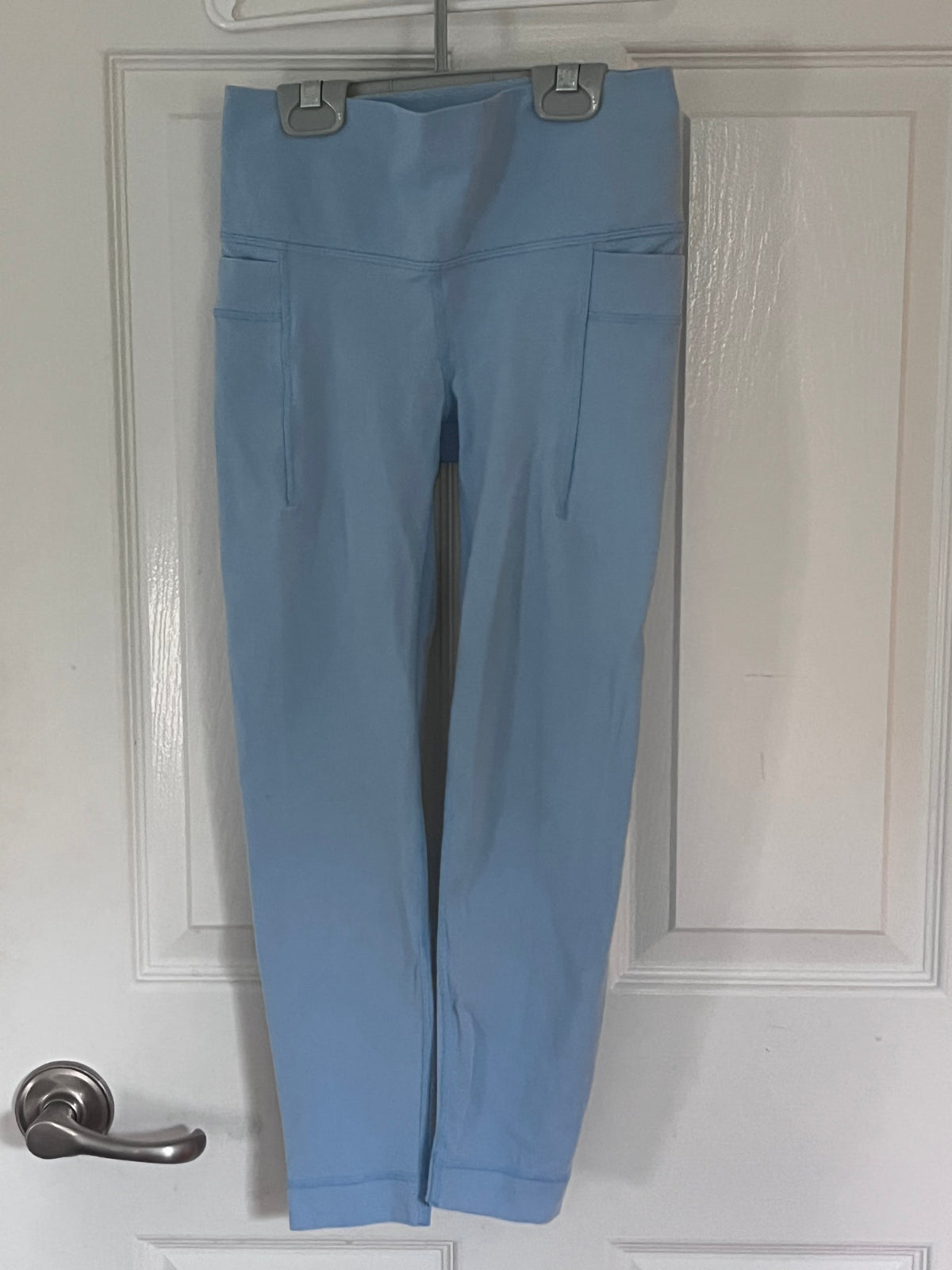 #125 Girls Athleta Girl Stash Leggings Size 8-10