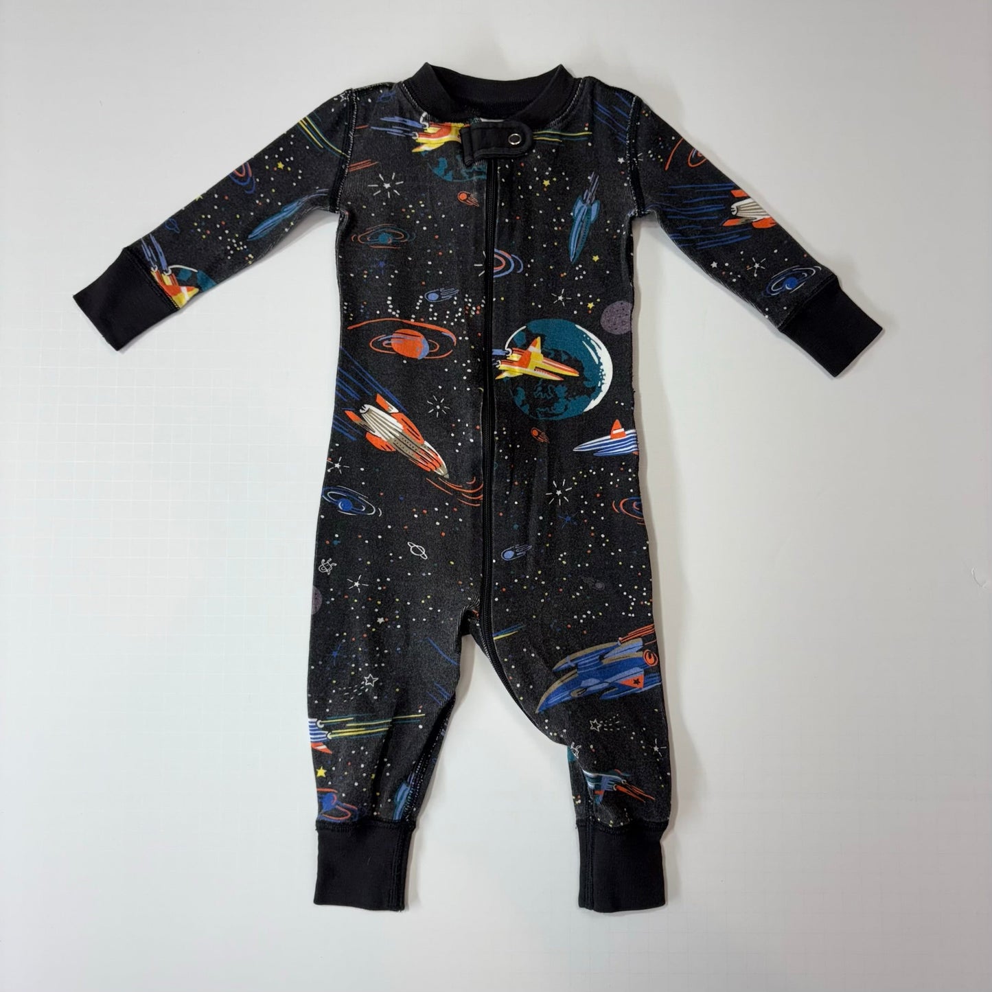 Seller 189 Boys 6-12m (70cm) Hanna Andersson Zip Sleeper - Space Print GUC