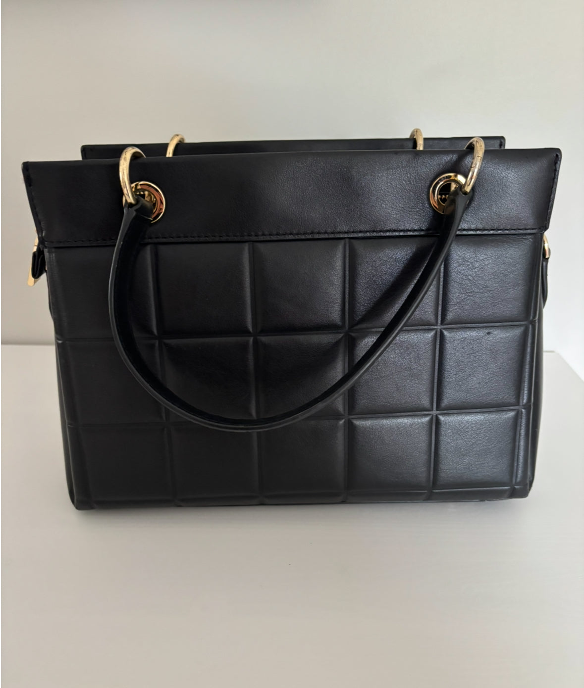 Seller #195 - *REDUCED* Michael Kors Black Susan Medium Quilted Leather Satchel
