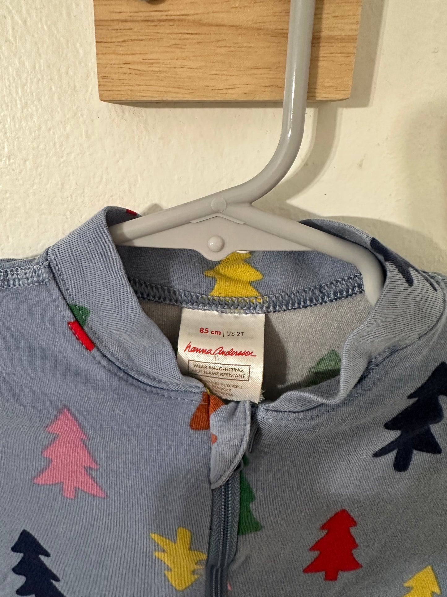 #111 Hanna Andersson HannaSoft Christmas Sleeper 2T