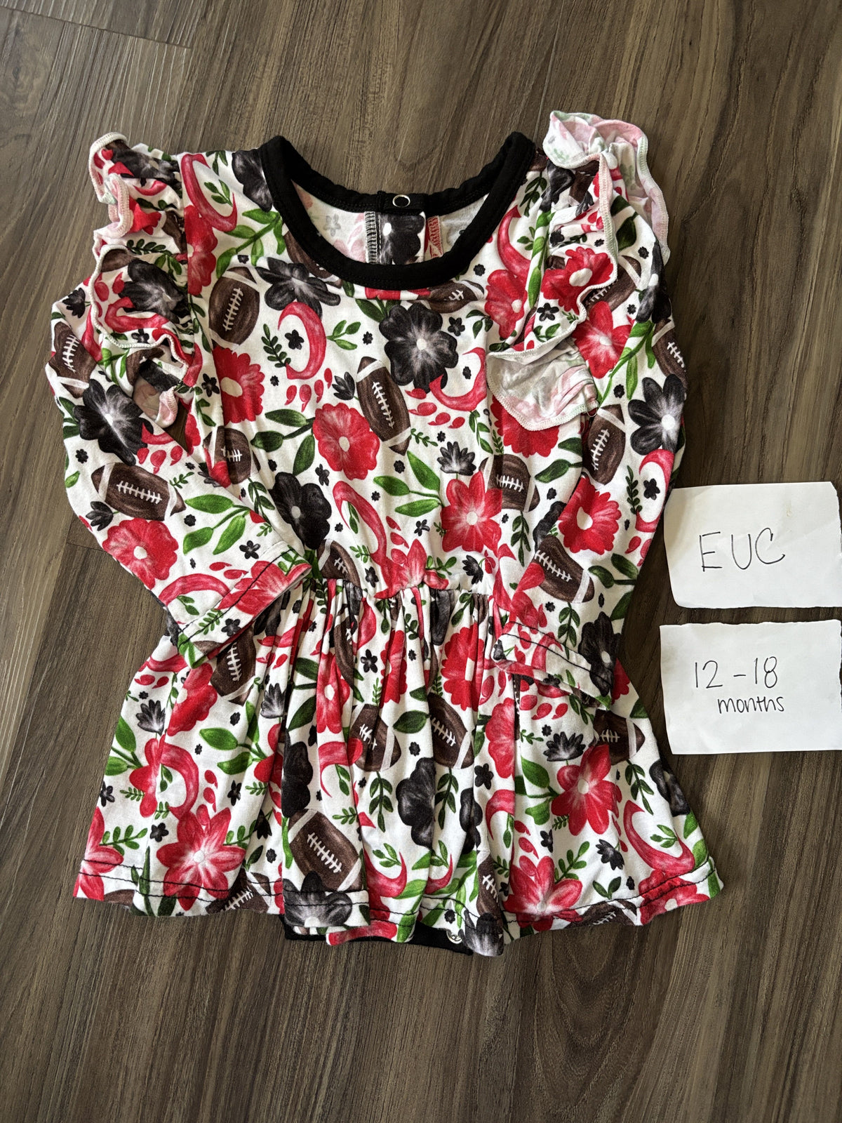 #138 - 12-18 Mo EUC Bamboo Custom Made UC Bearcats Floral Twirl (3BB)