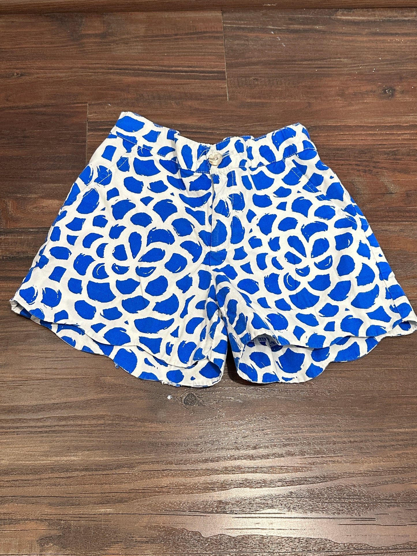#26 Oscar de la Renta Blue & white Shorts size 6