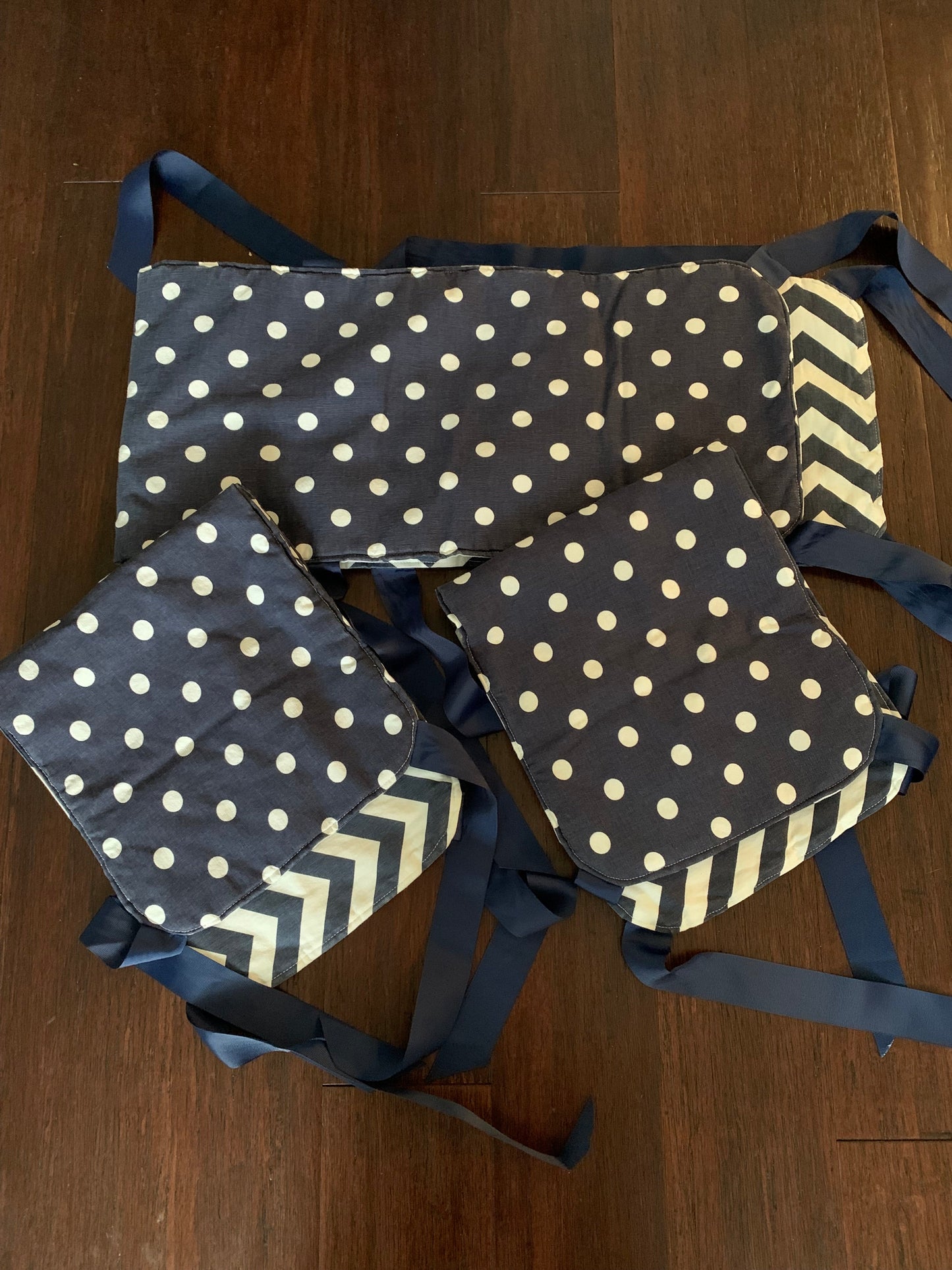 Seller 48, Crib Rail Covers, Navy w ribbon bows, Reversible