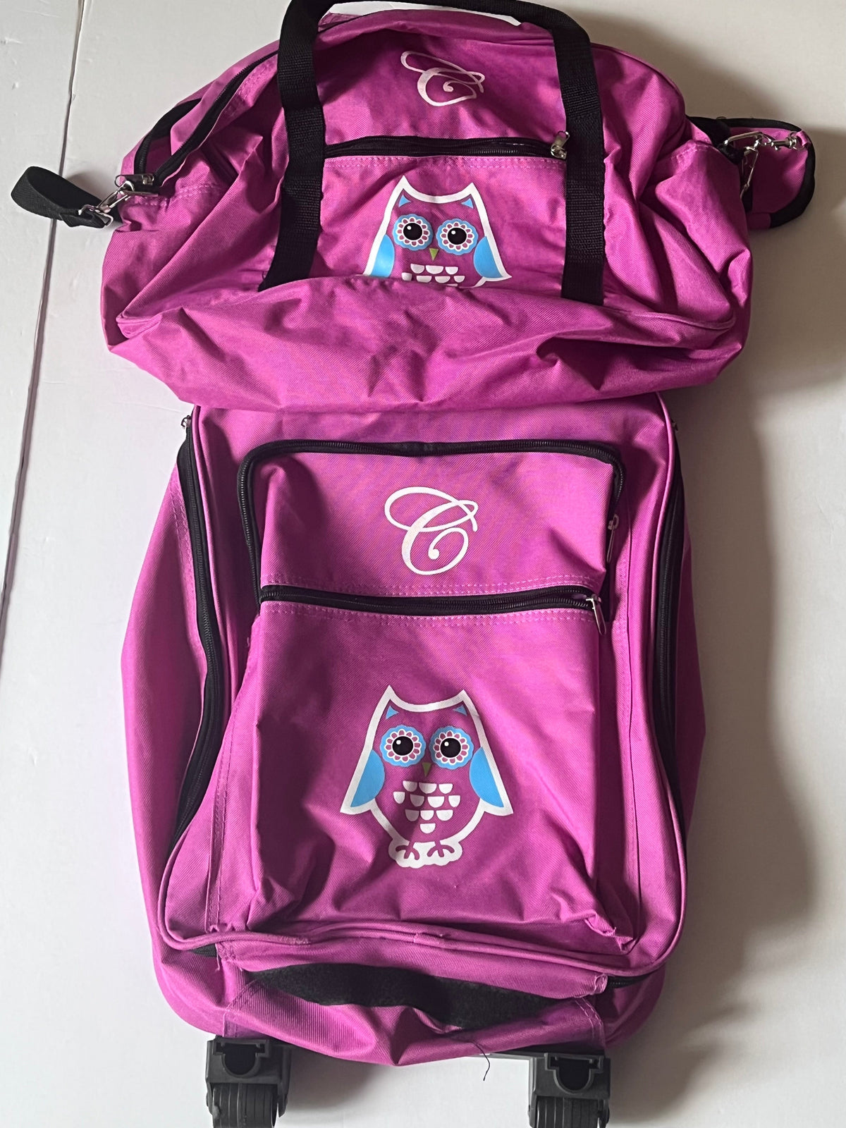 #125 Girls “C” Owl Rolling suitcase and Duffel