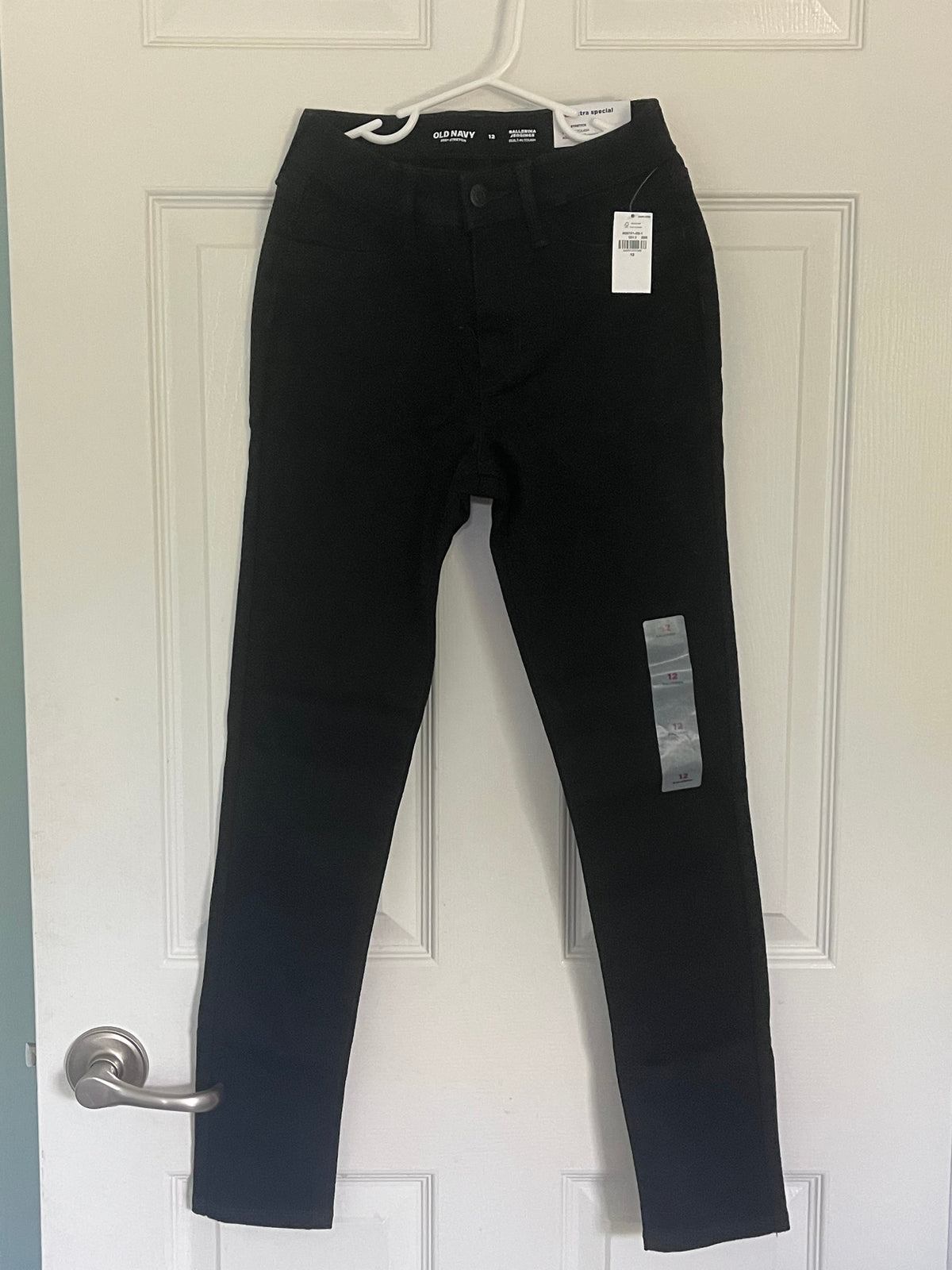 #125 Girls NWT Old Navy Ballerina Jegging Jeans Size 12