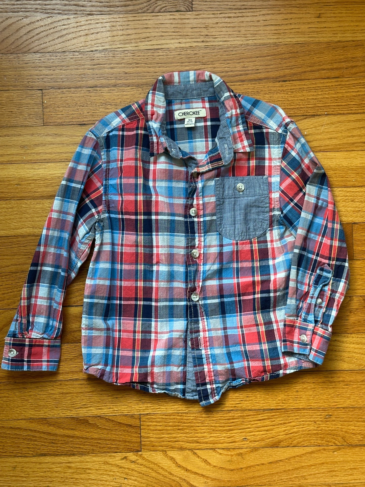#186 Cherokee Red & Blue Plaid Button-Down Shirt - boys XS(4/5) - EUC