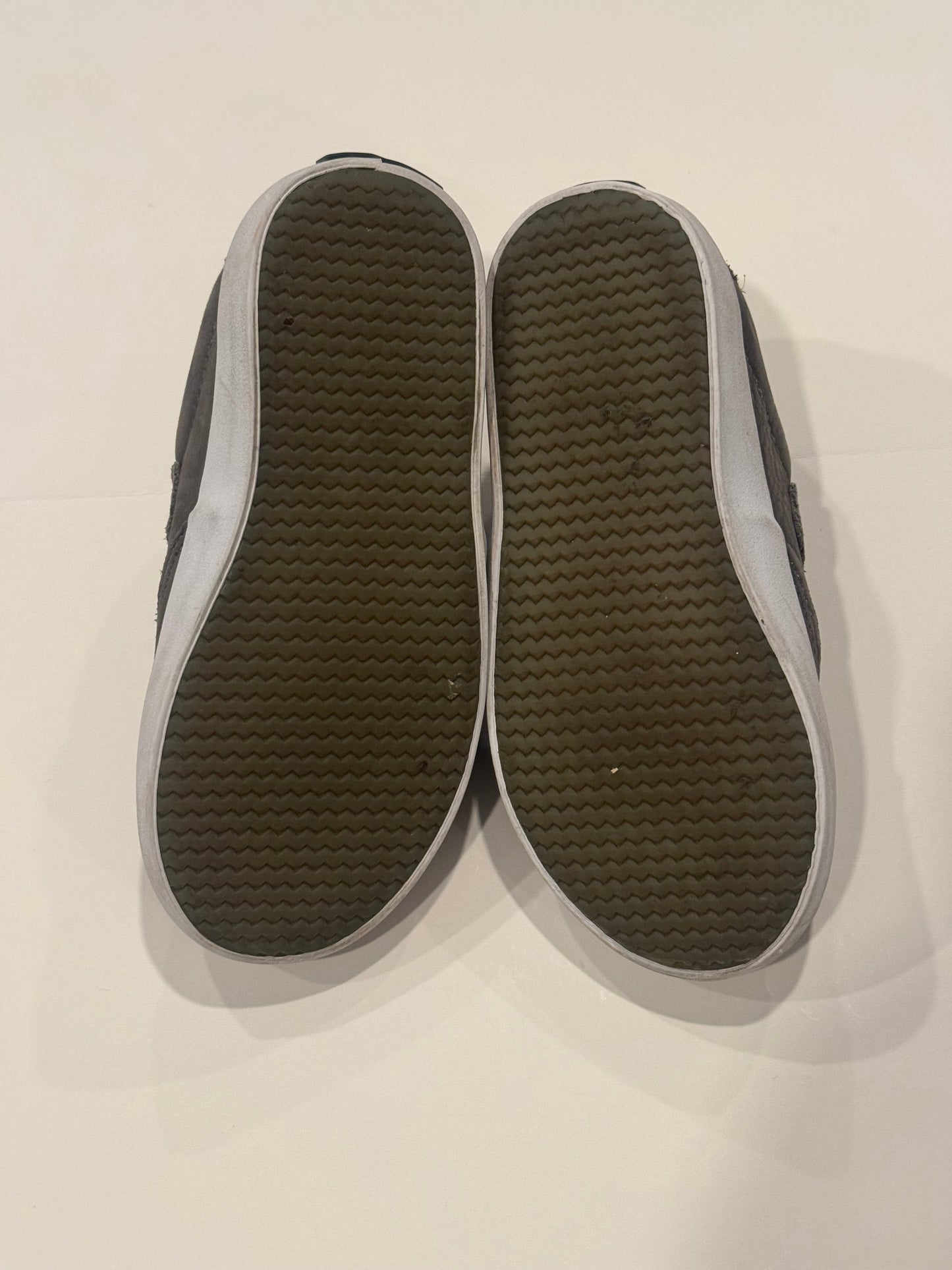 #187 Boys Size 9 Grey Sperry Boat Shoes